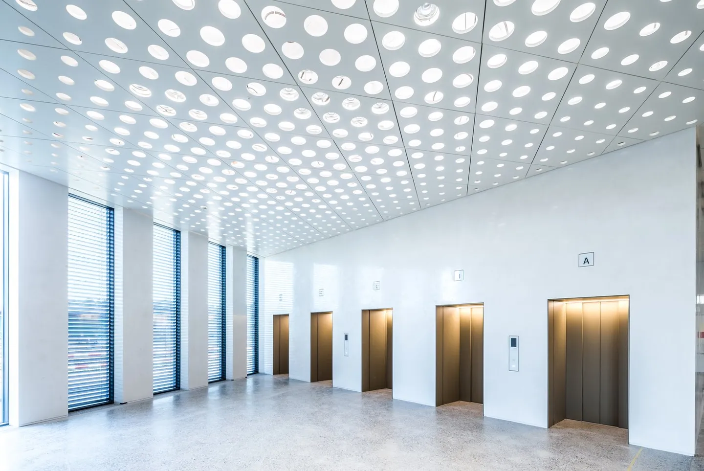 Exklusive Büroflächen im Grosspeter Tower - Foto 2 von 12