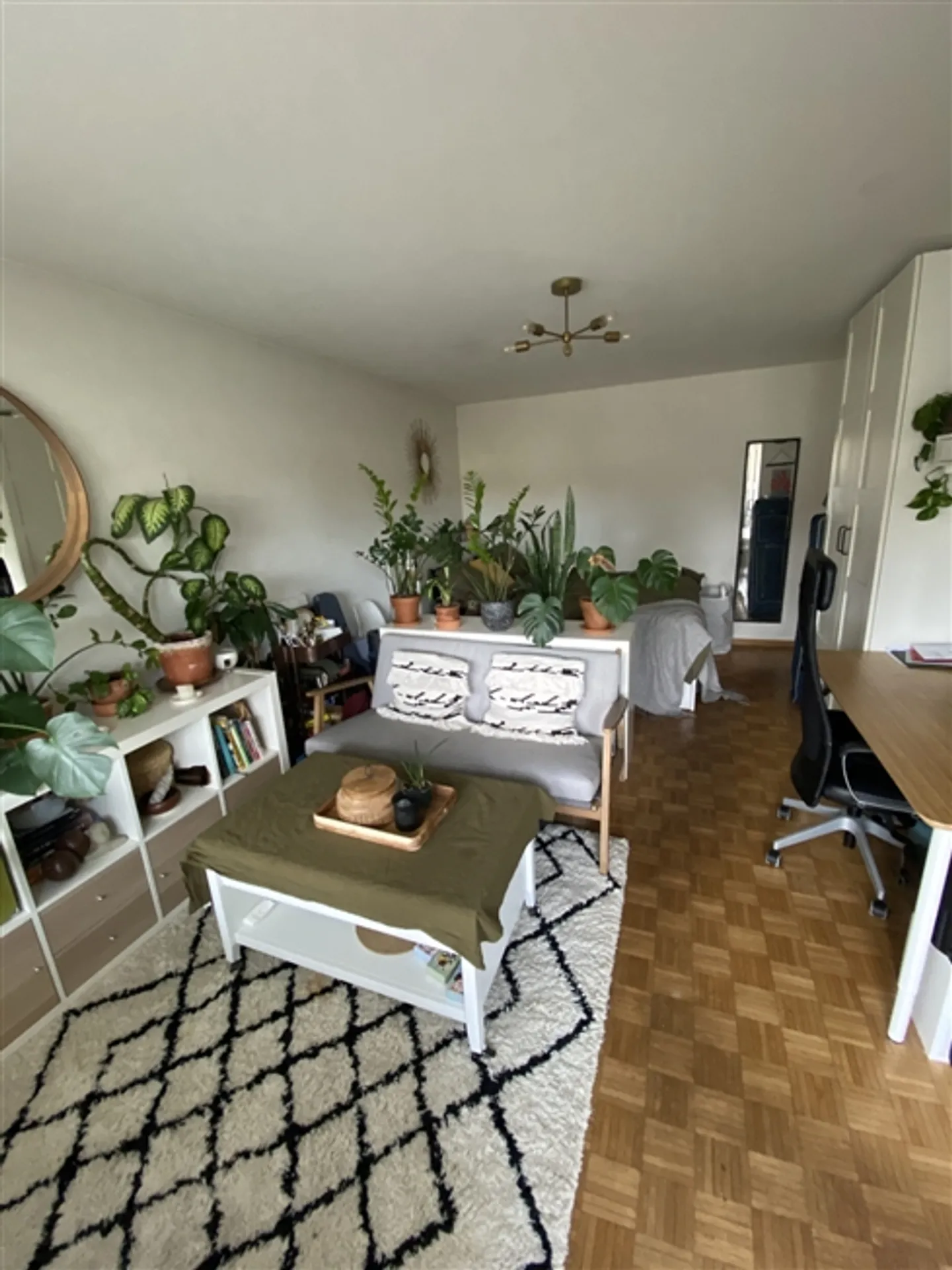 1 ROOM APARTMENT IN ZURICH - DISTRICT 9 ALTSTETTEN, FURNISHED, TEMPORARY - Photo 2 of 8