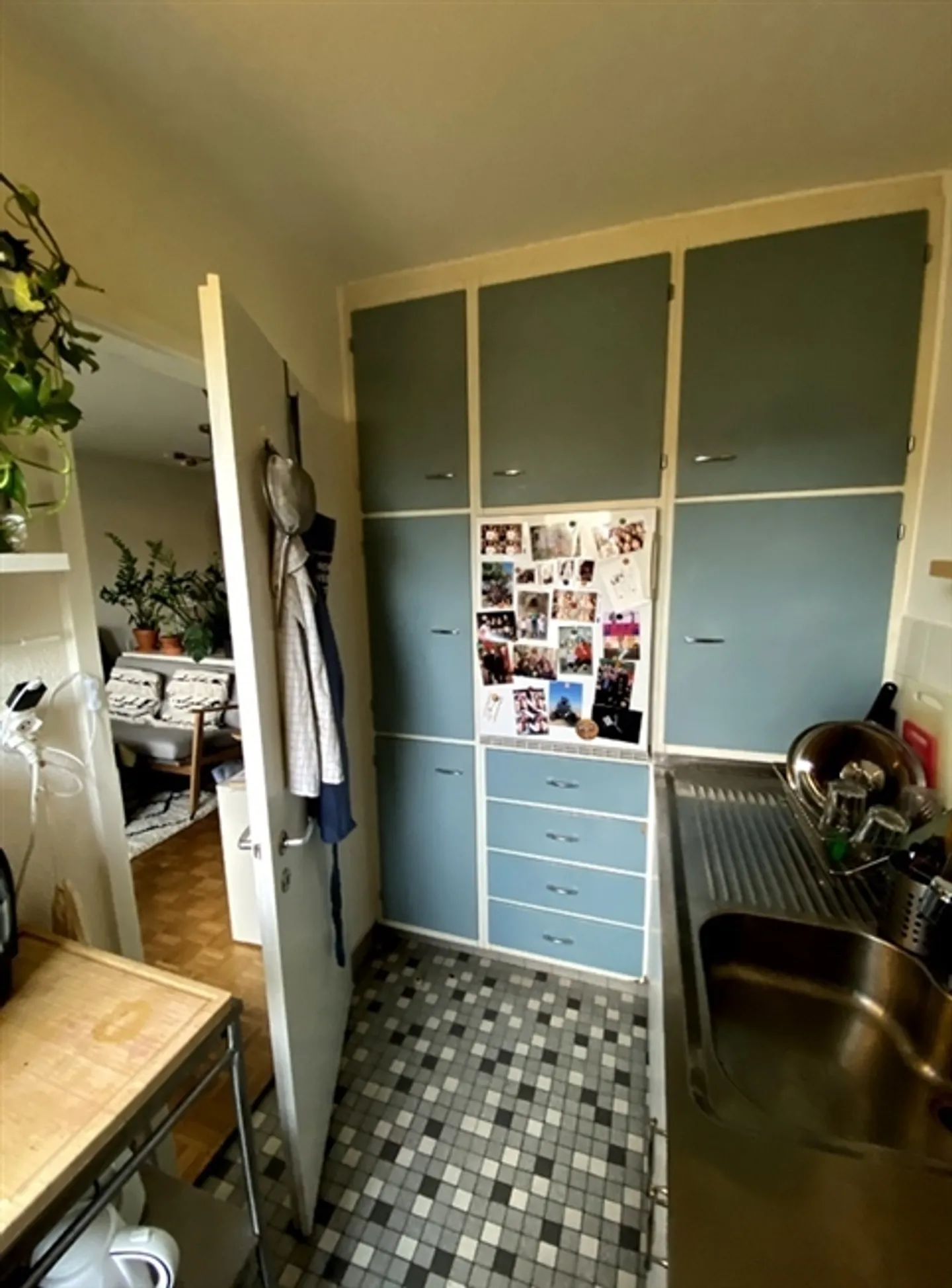 1 ROOM APARTMENT IN ZURICH - DISTRICT 9 ALTSTETTEN, FURNISHED, TEMPORARY - Photo 3 of 8