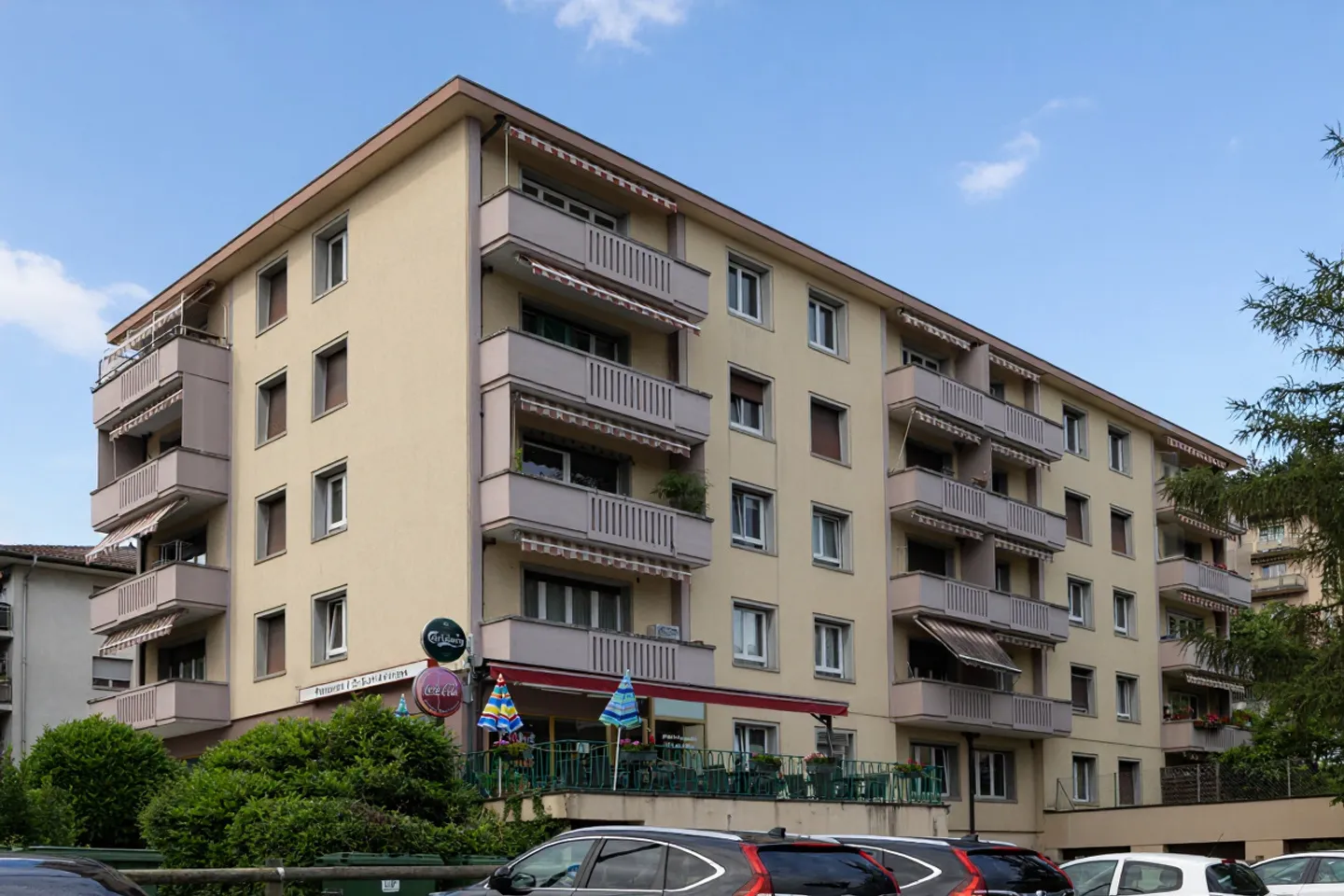 9 apartments out of 15 still available in the same building! - Photo 1 of 7