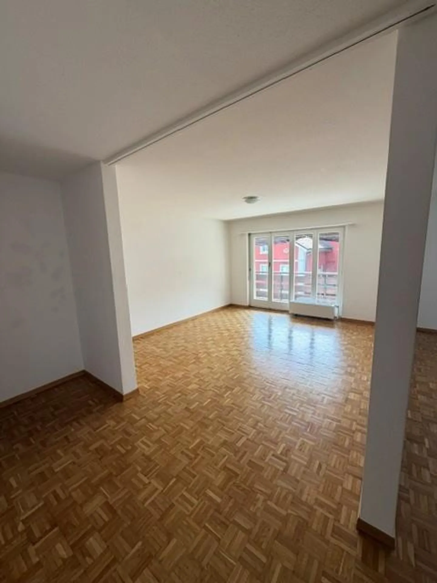 3.5-room apartment in the heart of Flims - limited until 31.03.2027 - Photo 1 of 7
