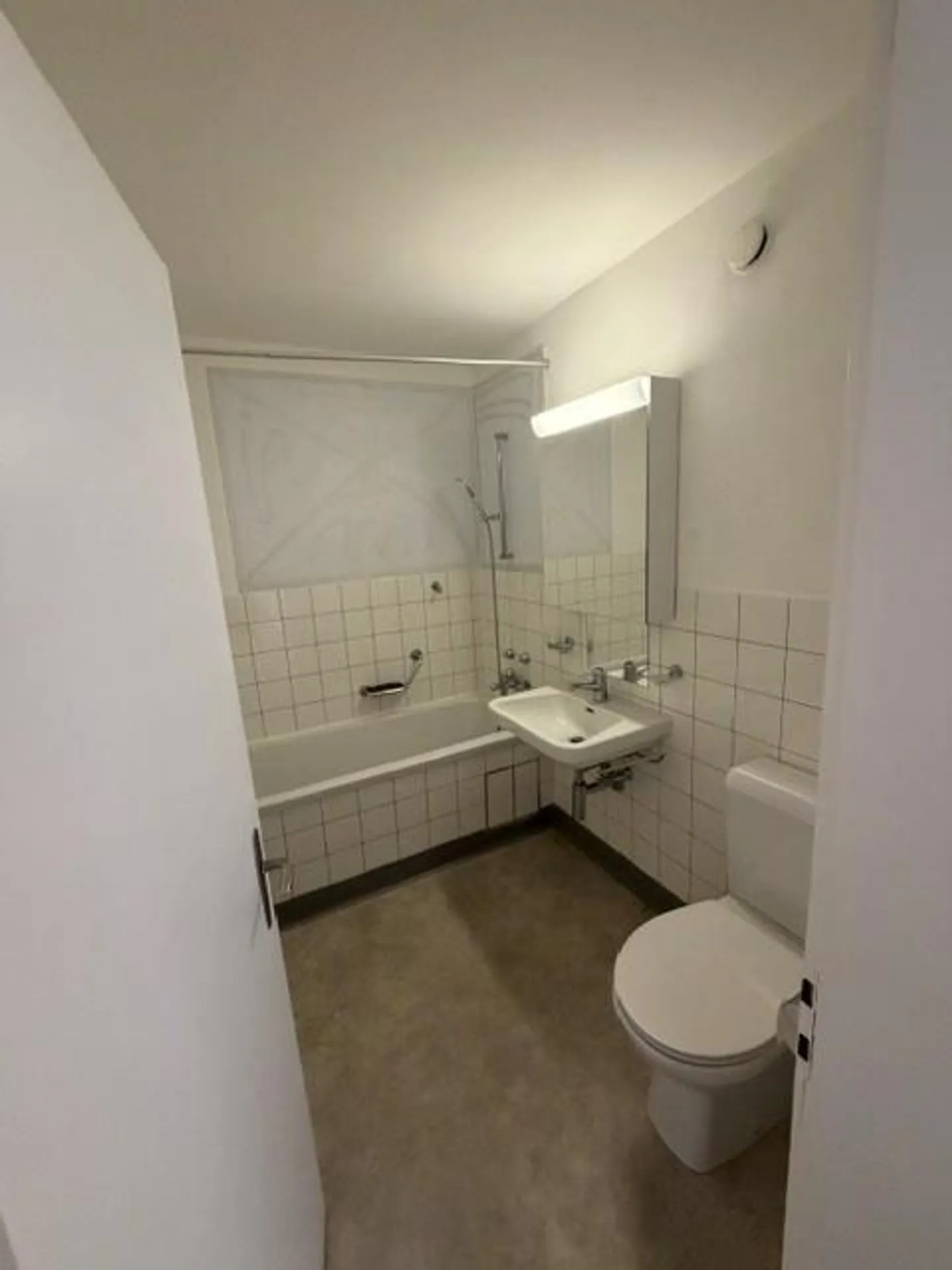 3.5-room apartment in the heart of Flims - limited until 31.03.2027 - Photo 6 of 7