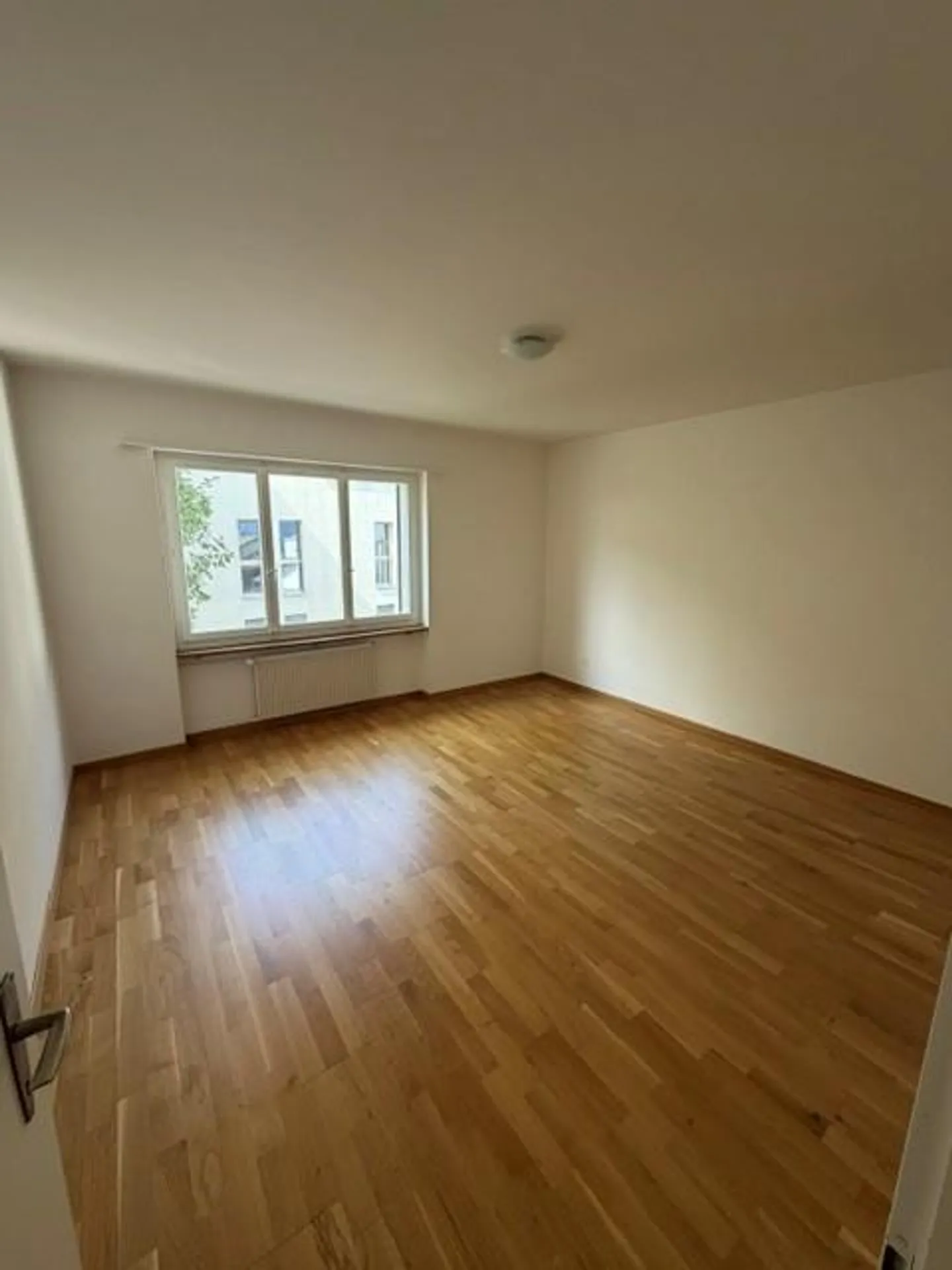 3.5-room apartment in the heart of Flims - limited until 31.03.2027 - Photo 2 of 7