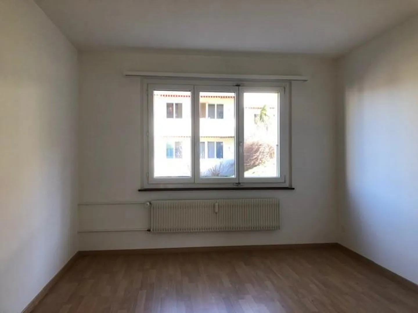Beautiful 3-room apartment in Niederscherli for rent - Photo 5 of 8