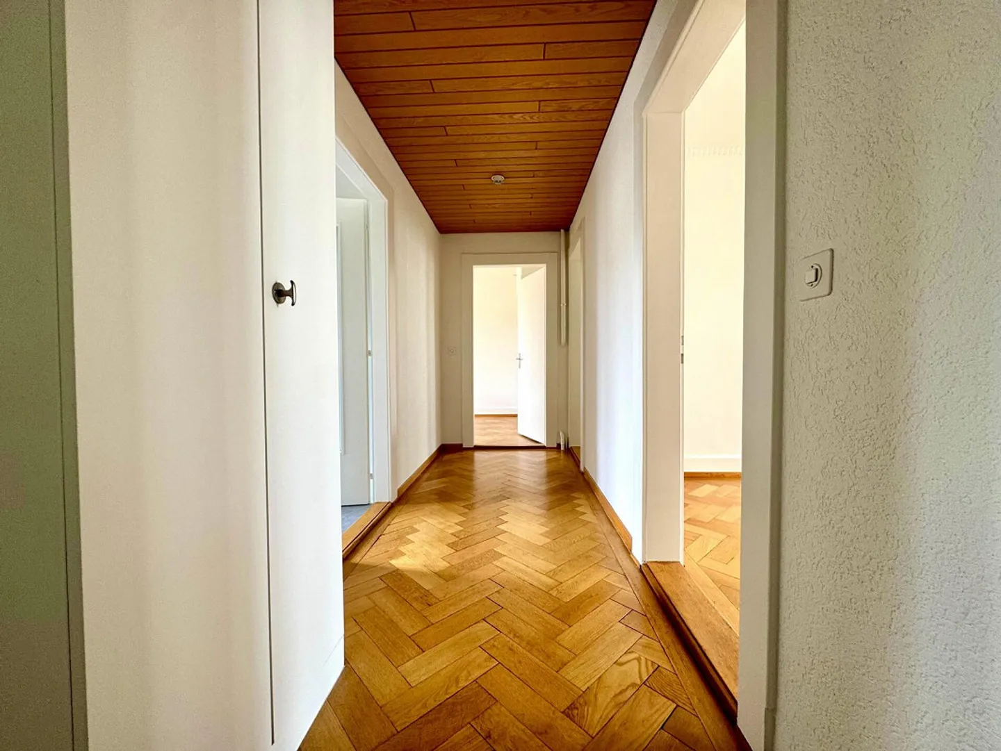 Charmante Wohnung mit Parkett - Foto 7 von 7