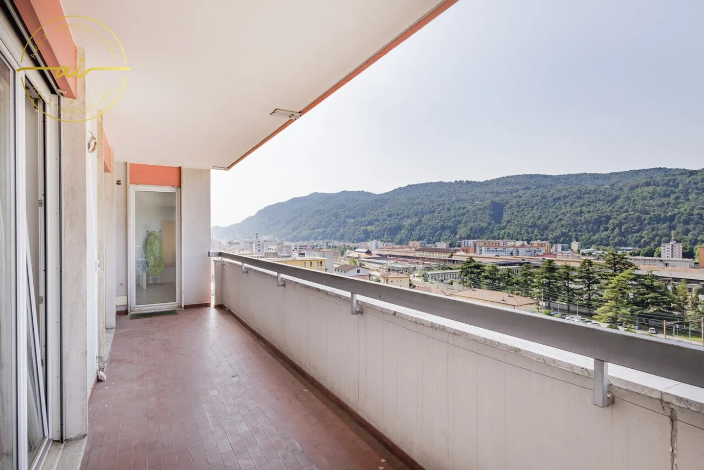 4.5-ROOM APARTMENT WITH TERRACE IN BALERNA - Photo 1 of 13
