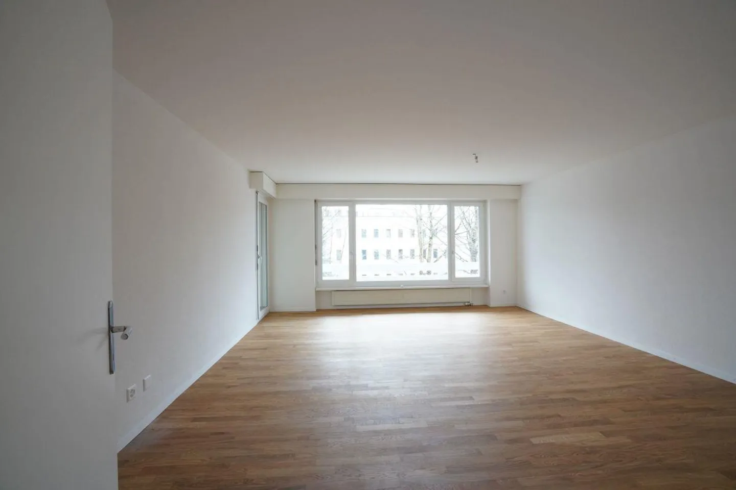 Geräumige Wohnung mit Wintergarten - Foto 4 von 14