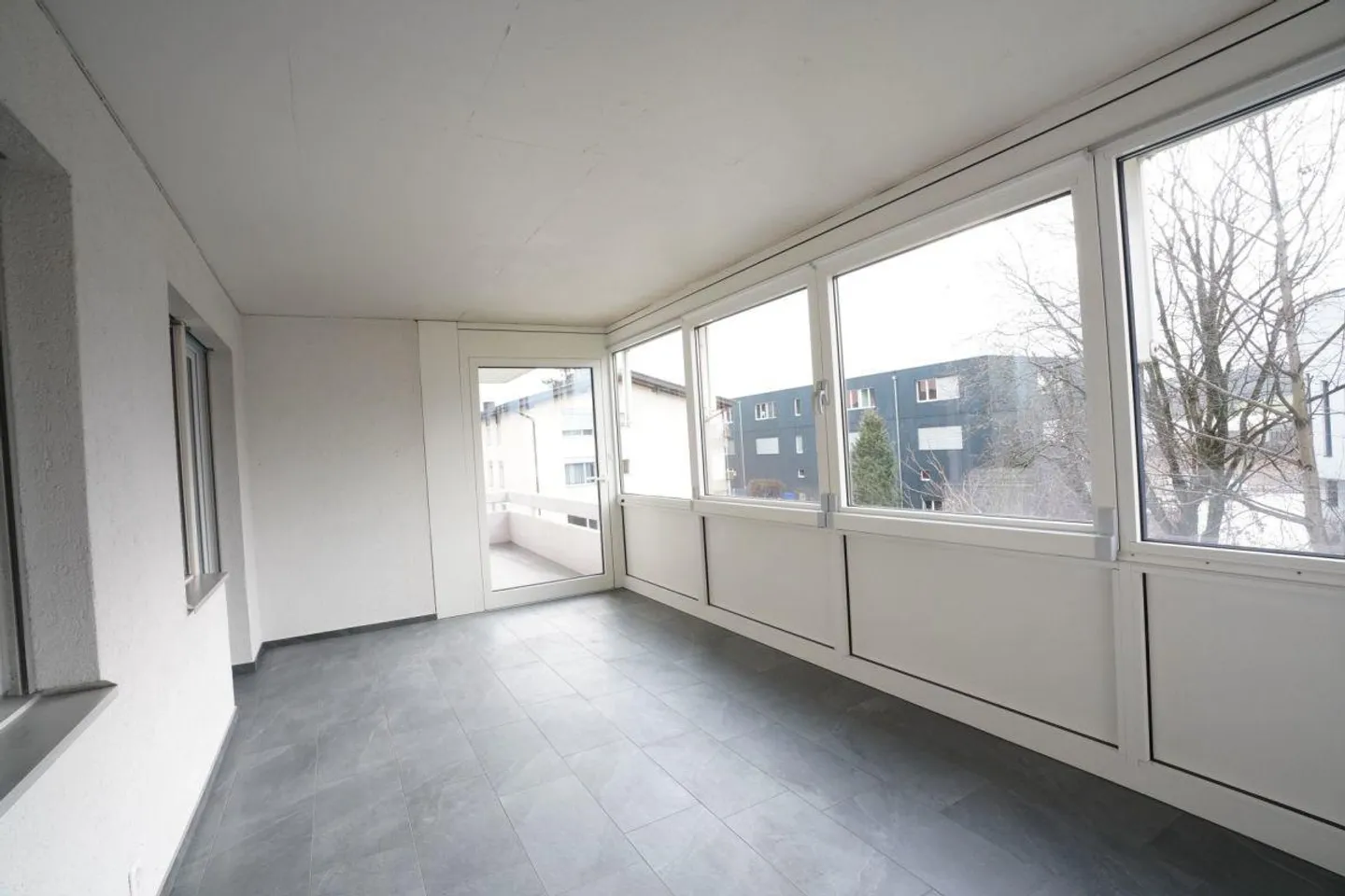 Geräumige Wohnung mit Wintergarten - Foto 6 von 14