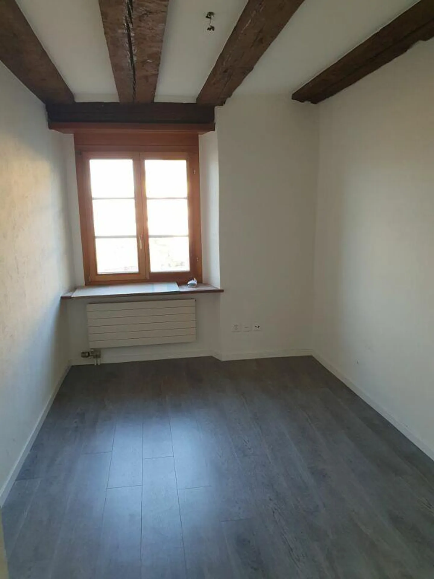 Studentenzimmer oder Homeofficeraum sucht Bewohner - Foto 1 von 3