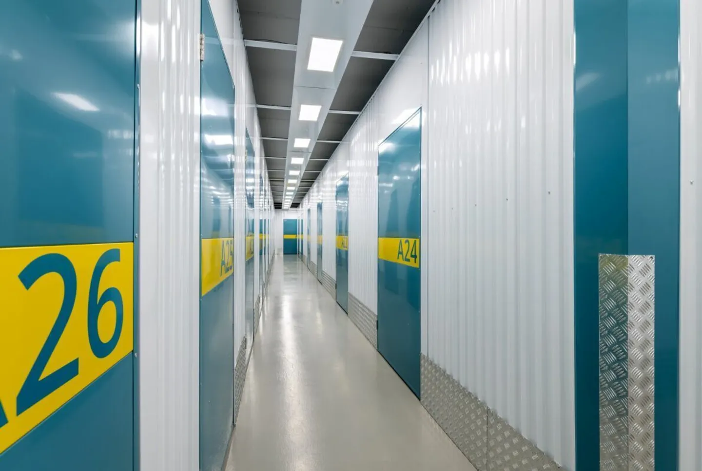 Rent storage space in Spreitenbach - flexible & immediately available | HubliBox - Photo 3 of 6