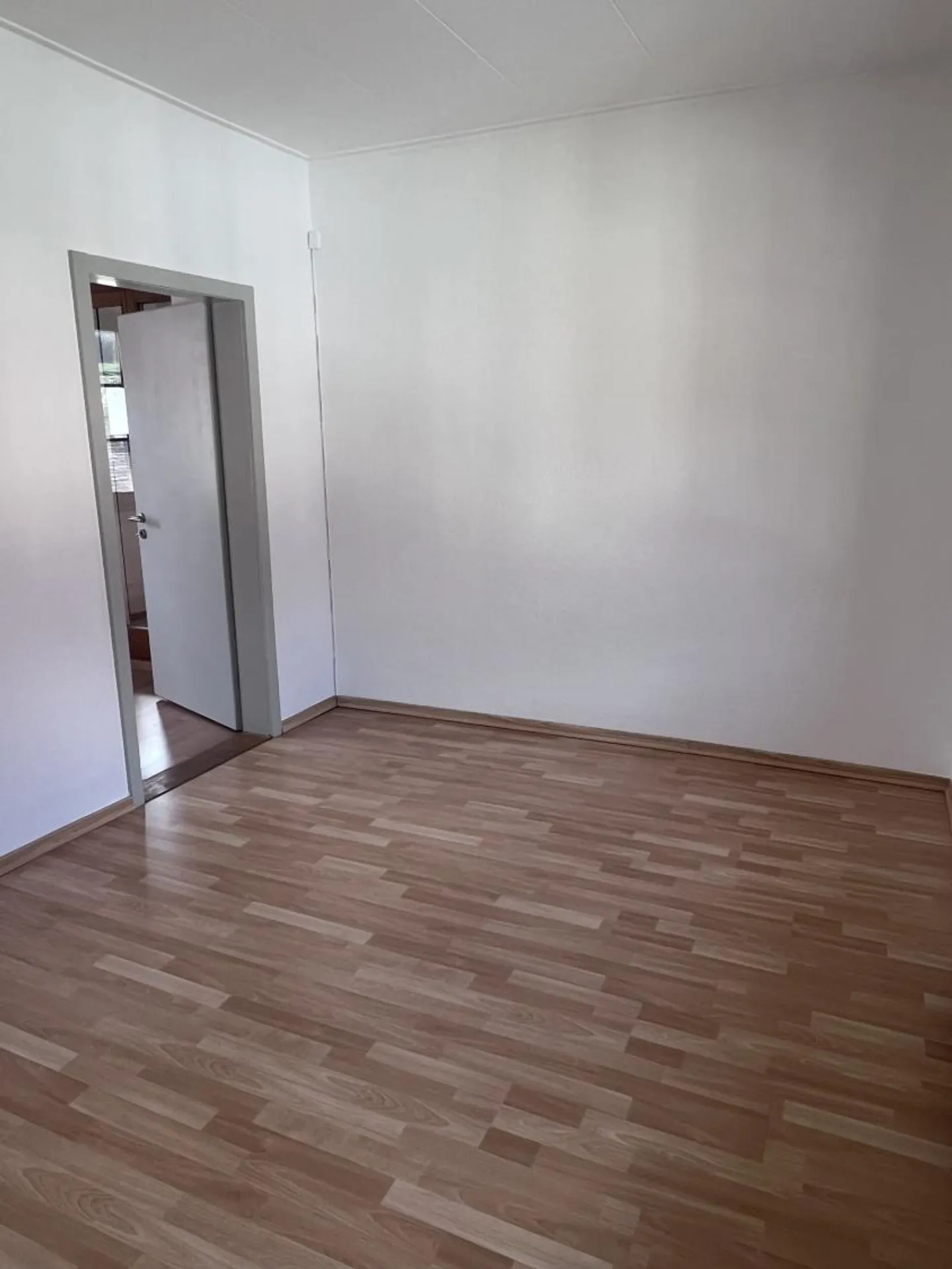 Appartement spacieux à Moutier - Photo 7 sur 11