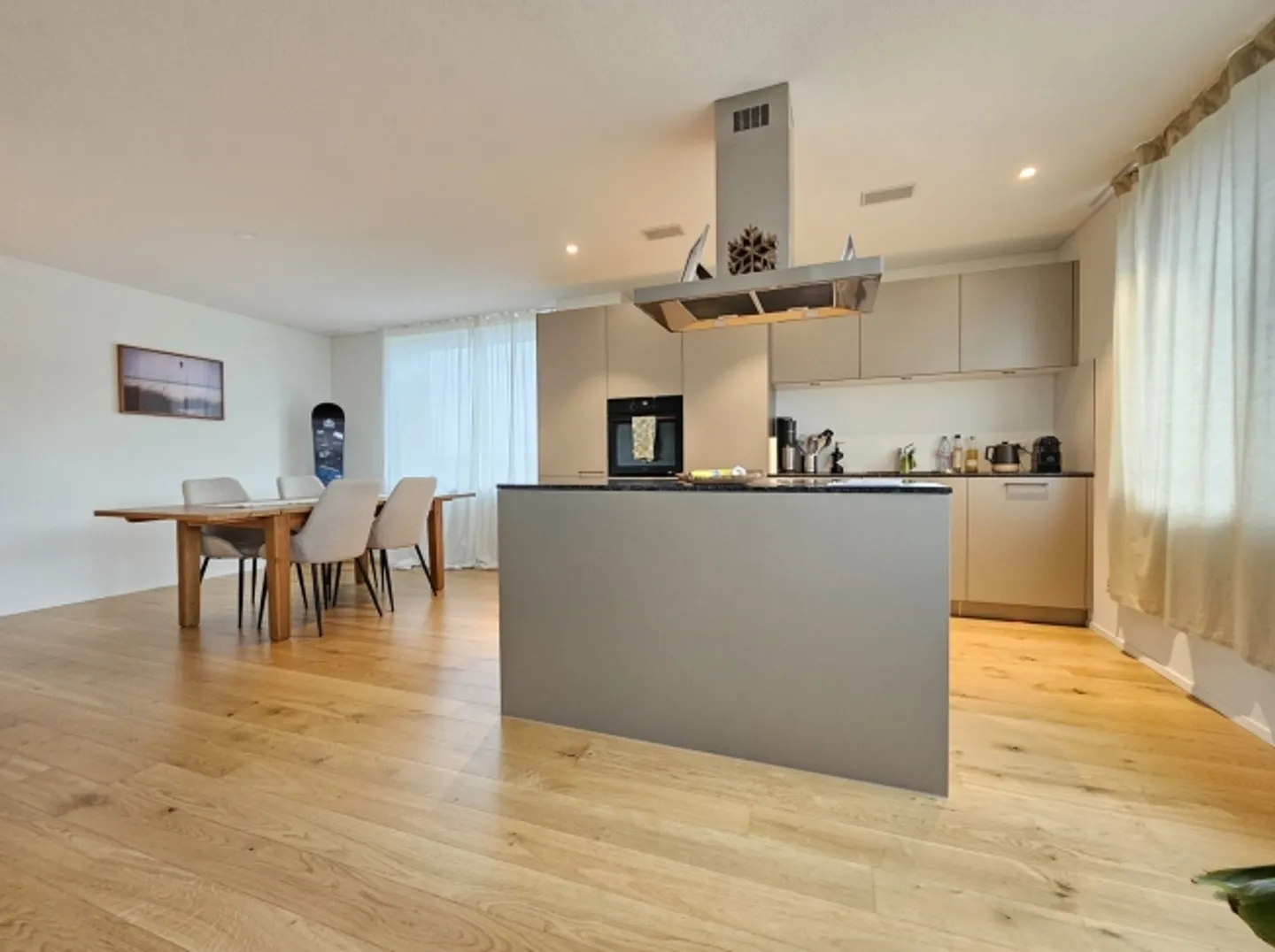 «APPARTAMENTO 2½ STANZE A LIEBEFELD (BE), ARREDATO, TEMPORANEO» - Foto 2 di 8