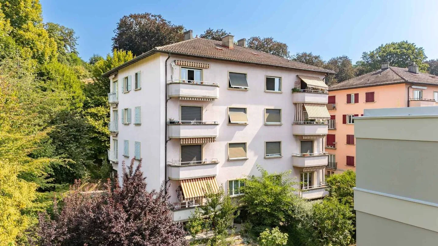 Incantevole appartamento di 2,5 locali vicino al centro - Foto 1 di 7