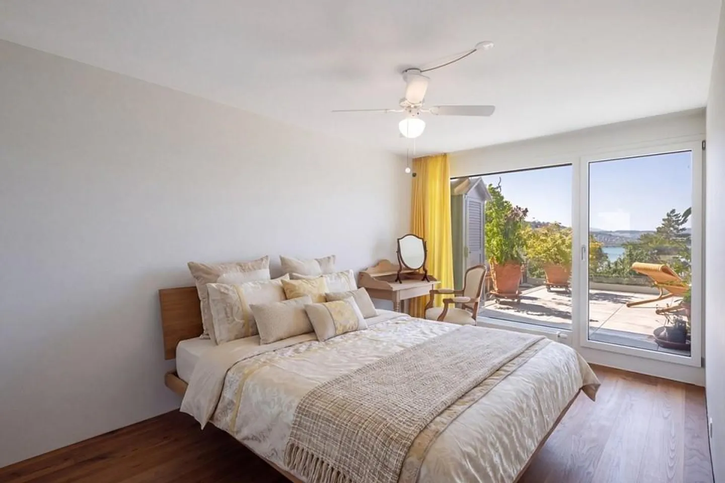 Terrassenwohnung mit Seeblick - Foto 4 von 6
