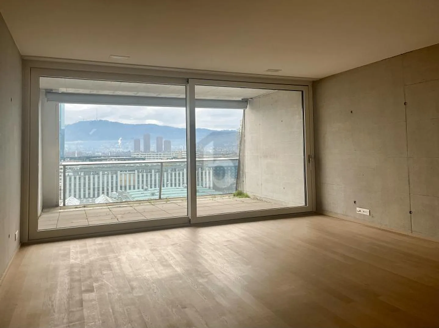 À PROPOS DES TOITS DE LA VILLE - Photo 4 sur 6