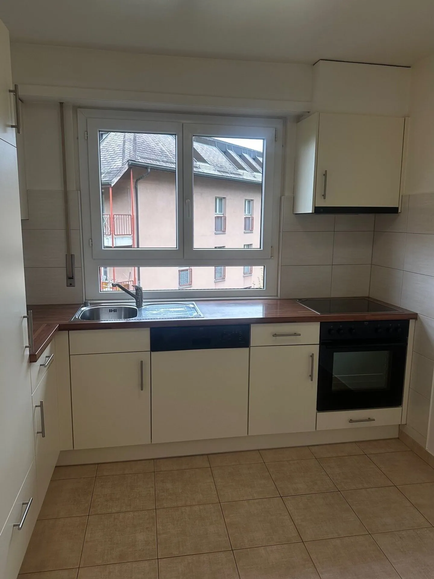 Wohnung mit 3.0 Zimmern im 2. Stock - Foto 2 von 5