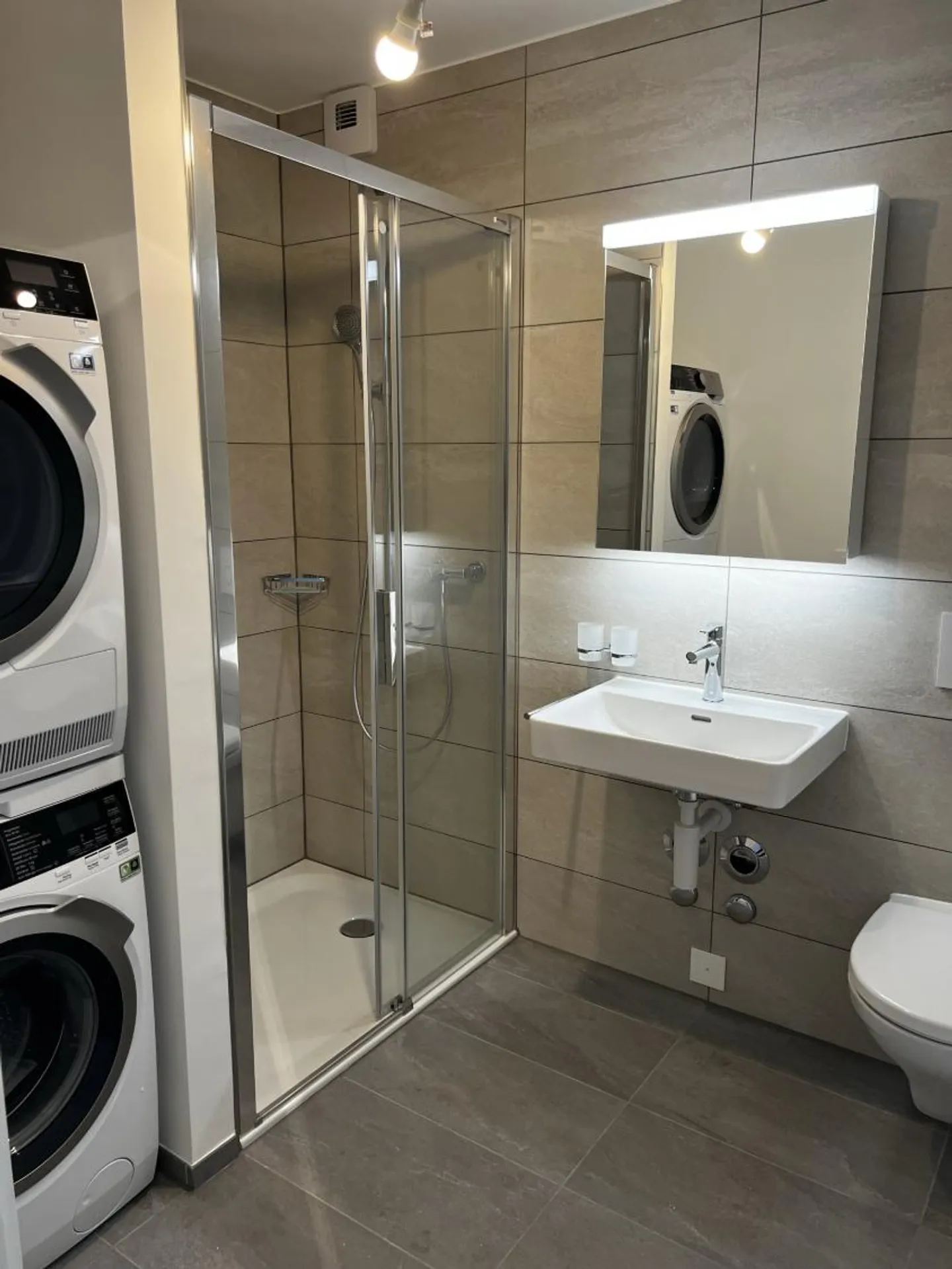 Dachgeschoss 4.5 Zimmer - Foto 4 von 13