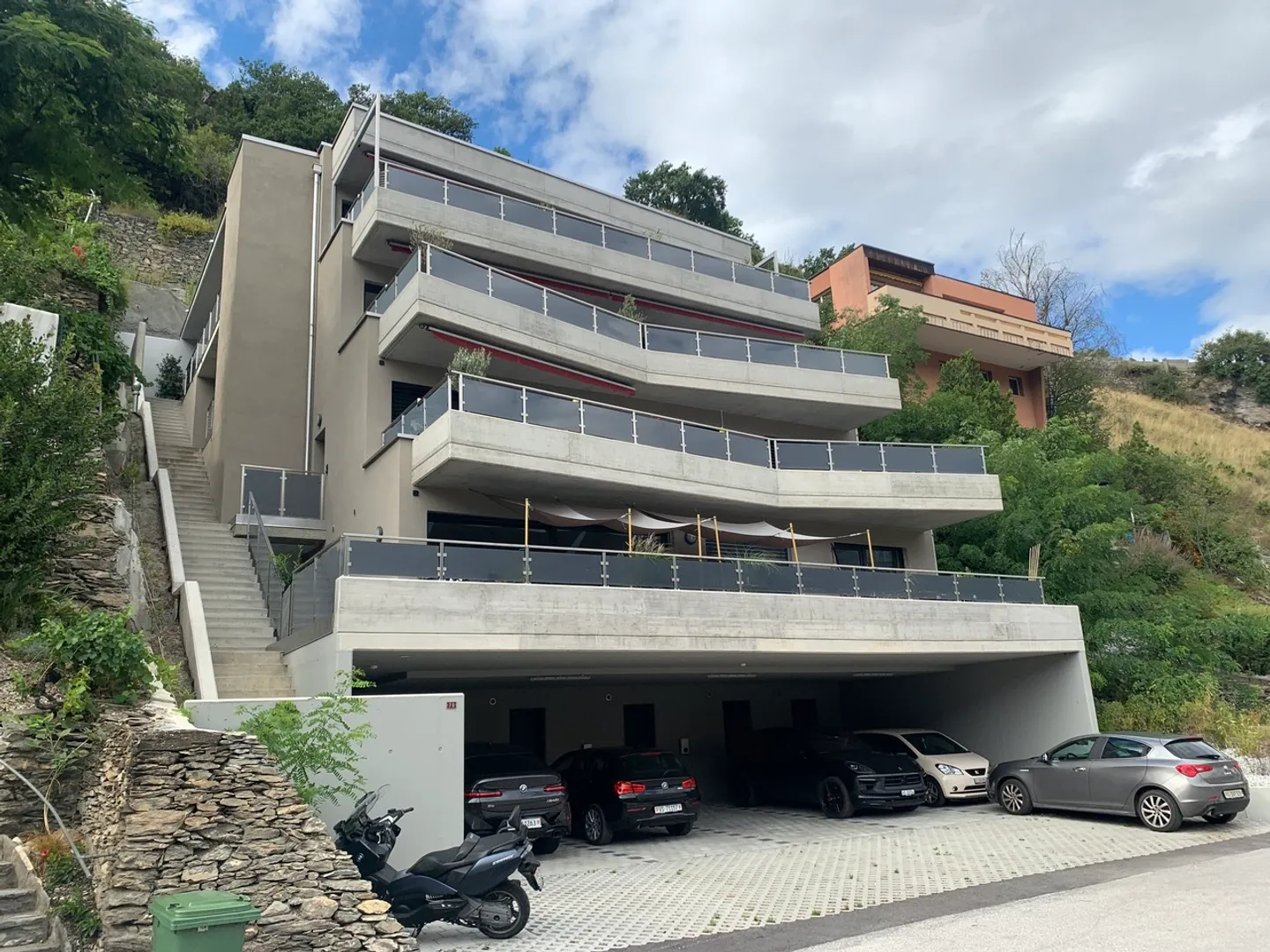 Magnifico appartamento con terrazza di 2.5 locali a Sion Etichetta Minergie - Foto 1 di 10