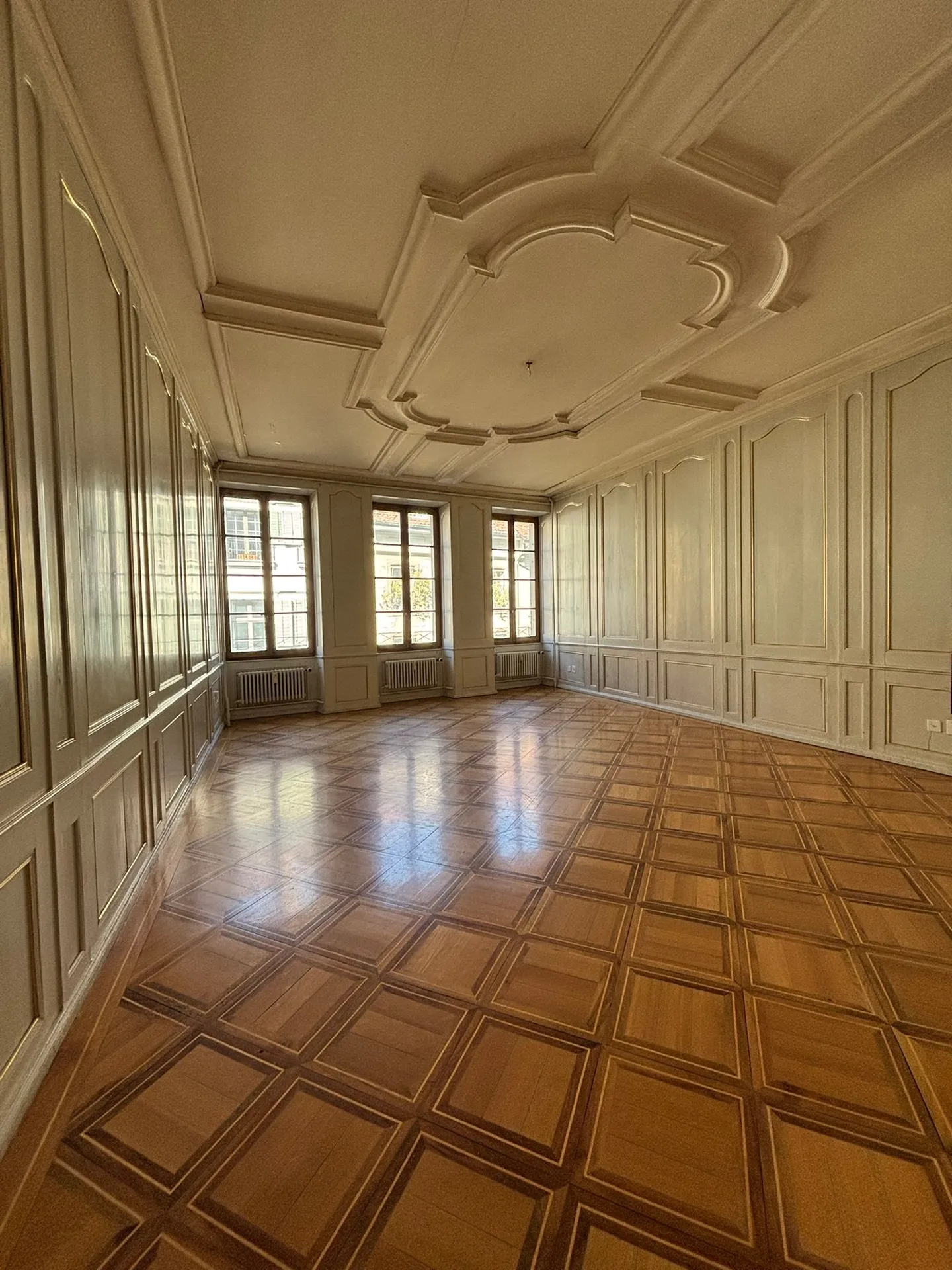 Charming 2-room old building apartment in the Bern old town - Photo 1 of 6