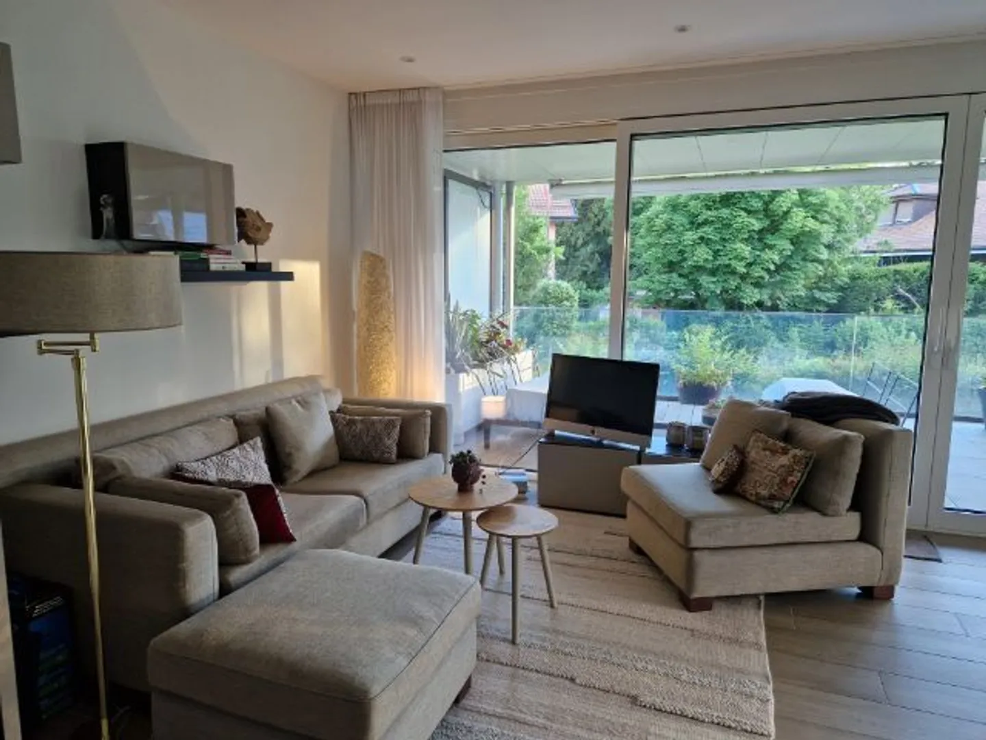 Bel appartement de 4 pièces avec terrasse à Chêne-Bougeries - Photo 3 sur 13