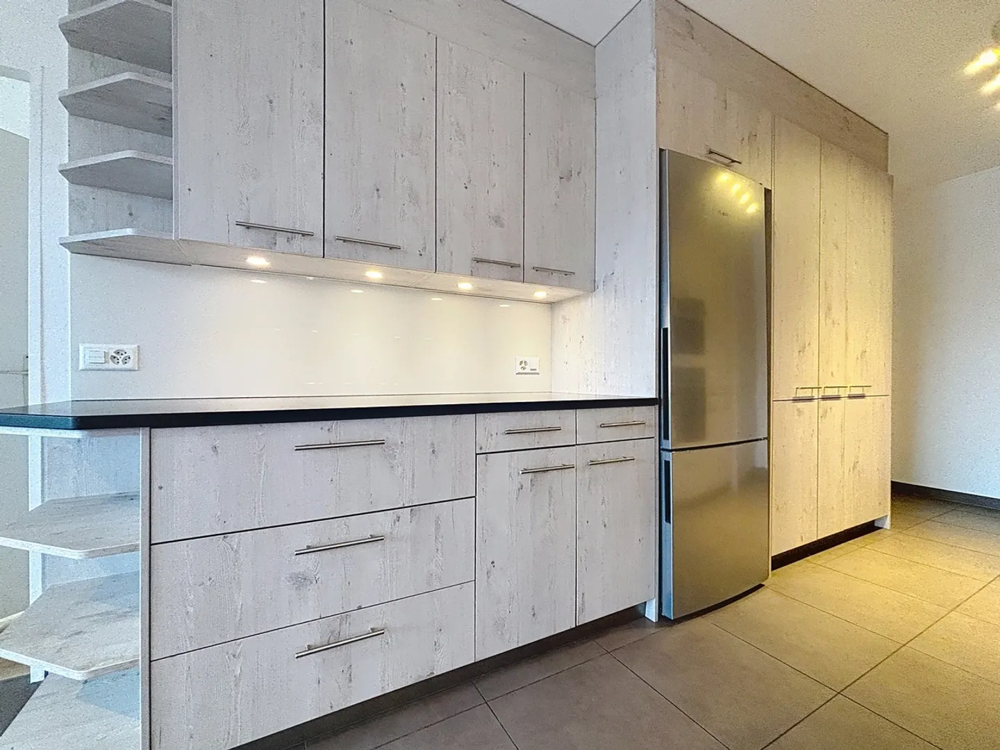 Appartement 6.5 pièces - Photo 2 sur 13