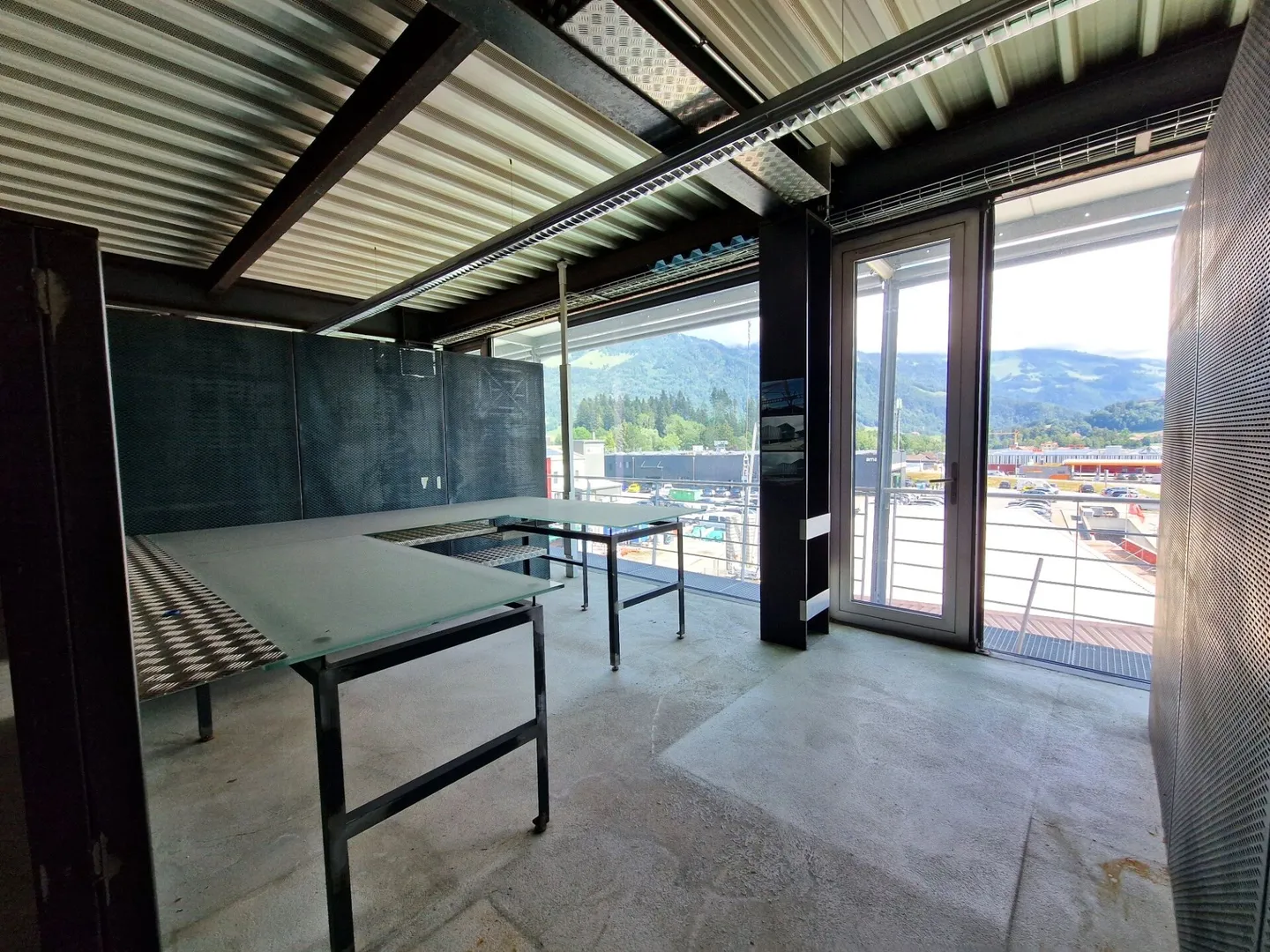 La Tour-de-Trême - Spazio amministrativo di 400 m2 al 1° piano - Foto 4 di 6