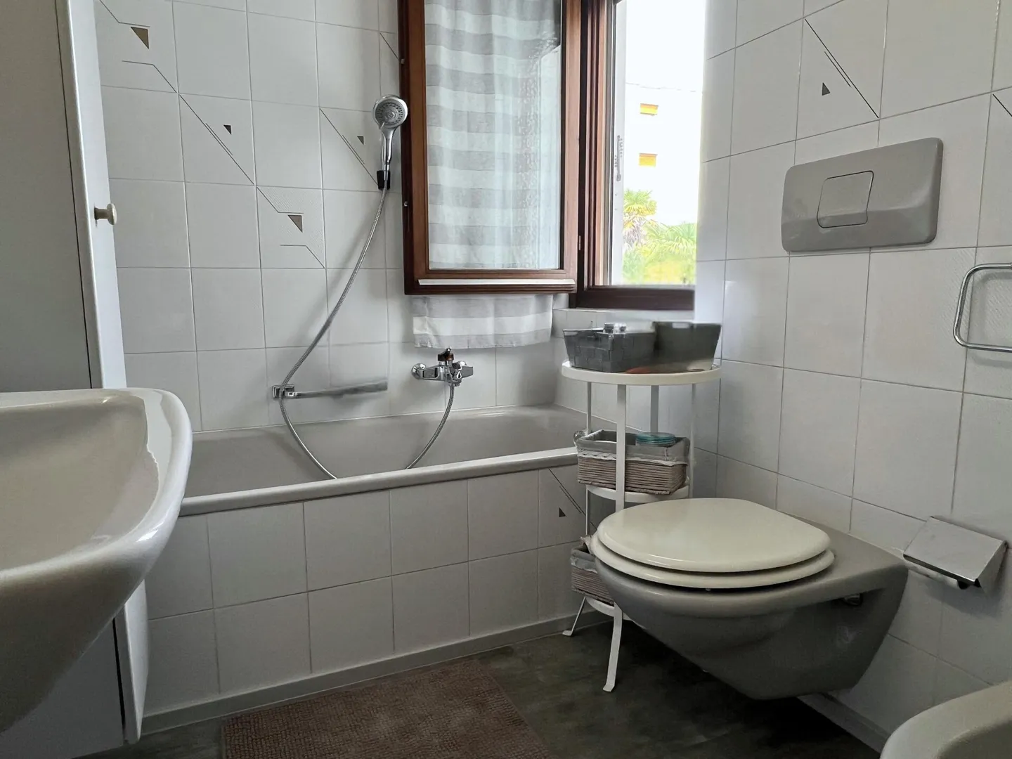 Komfortable 4,5-Zimmer-Wohnung im Zentrum von Chiasso - Foto 10 von 18