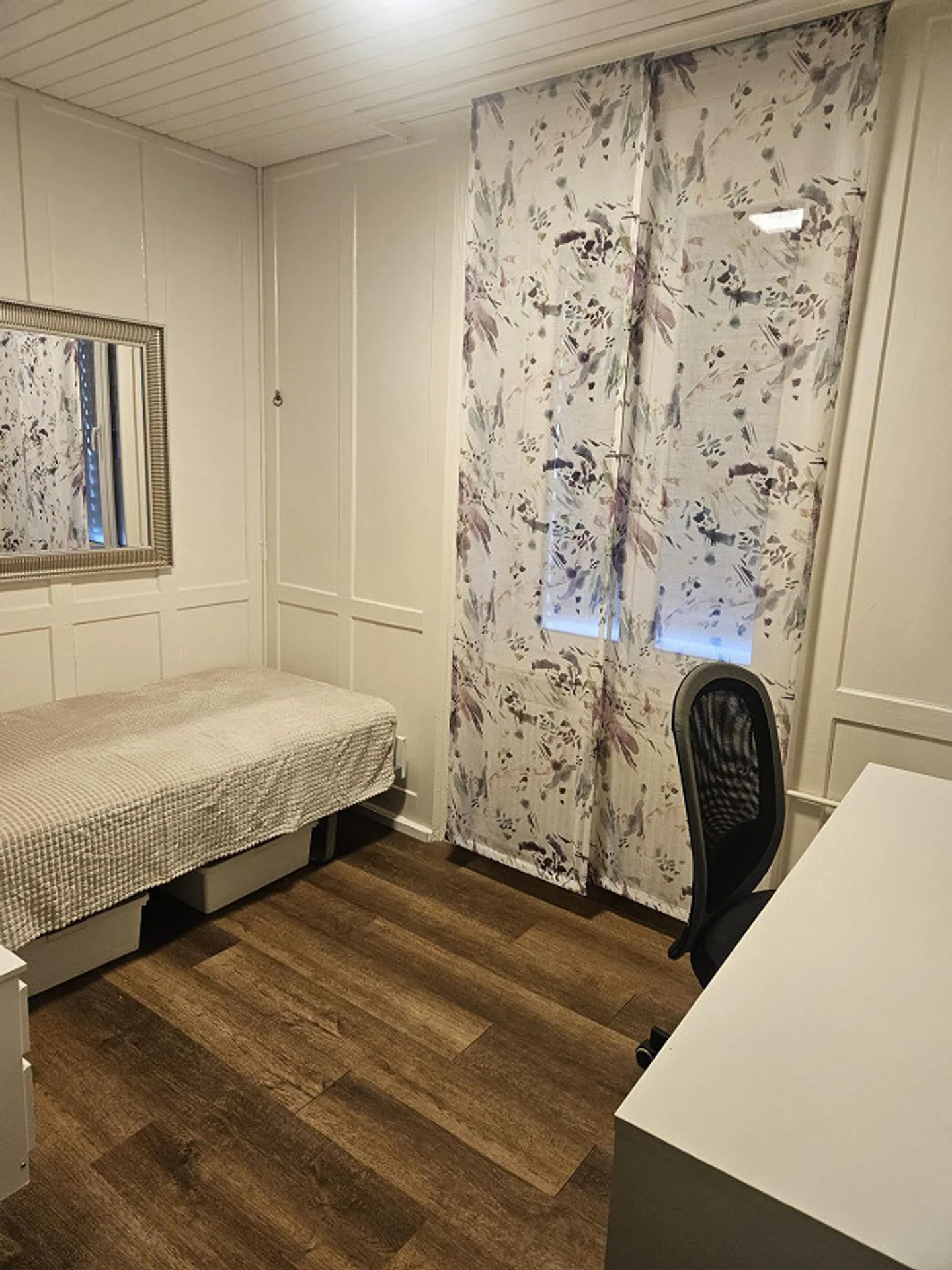 Espace de bureau avec WC et douche - Photo 3 sur 7