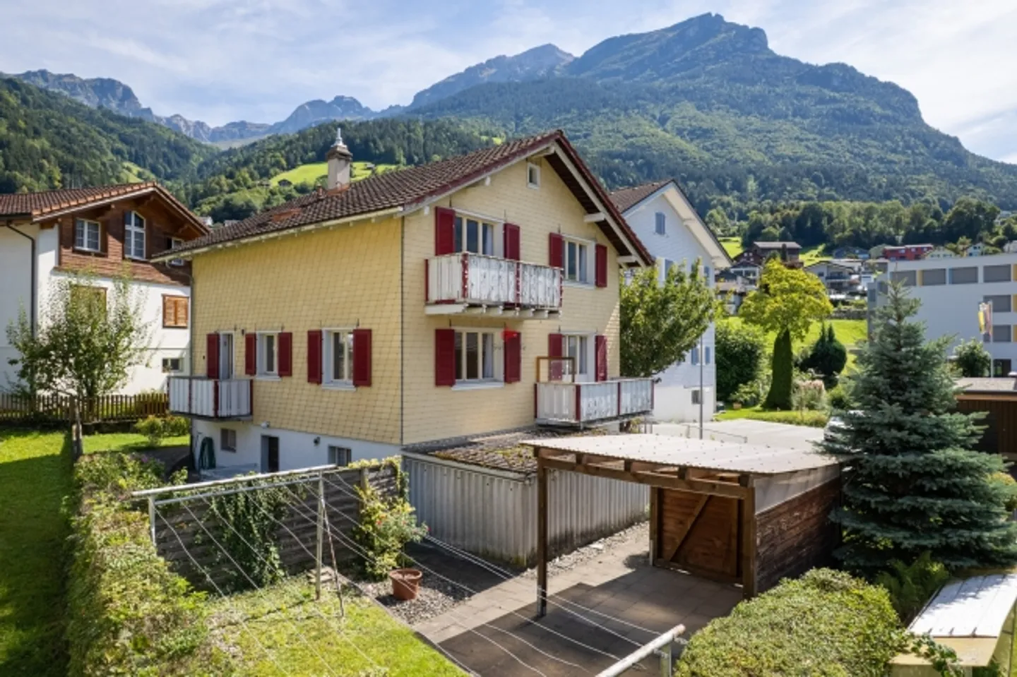 Casa nel chalet con giardino e panorama! - Foto 1 di 10