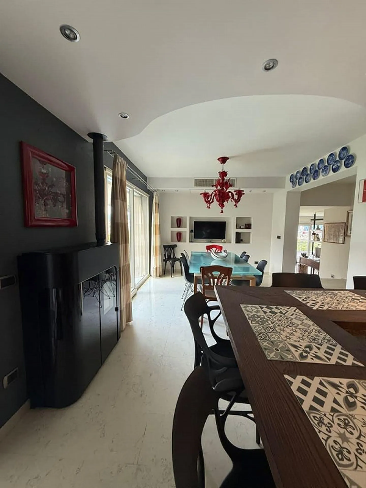 Villa exclusive avec piscine à quelques minutes de la ville - Photo 6 sur 13