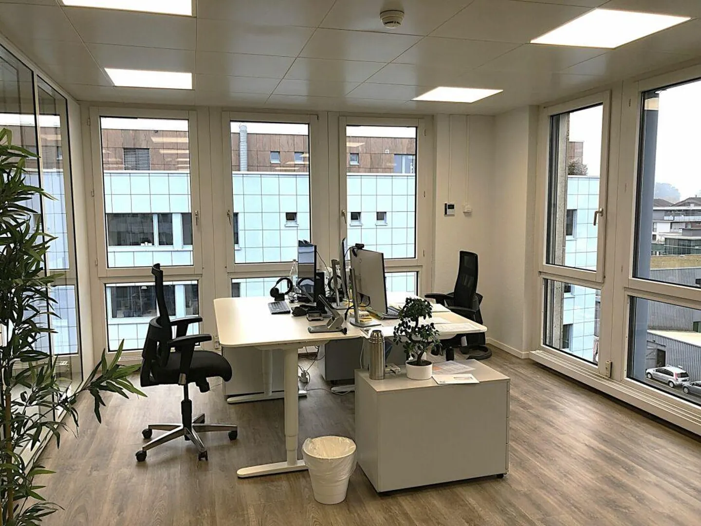 Representative office space 295 m2 on the 4th floor - Grundstrasse 14, Rotkreuz - Photo 13 of 16