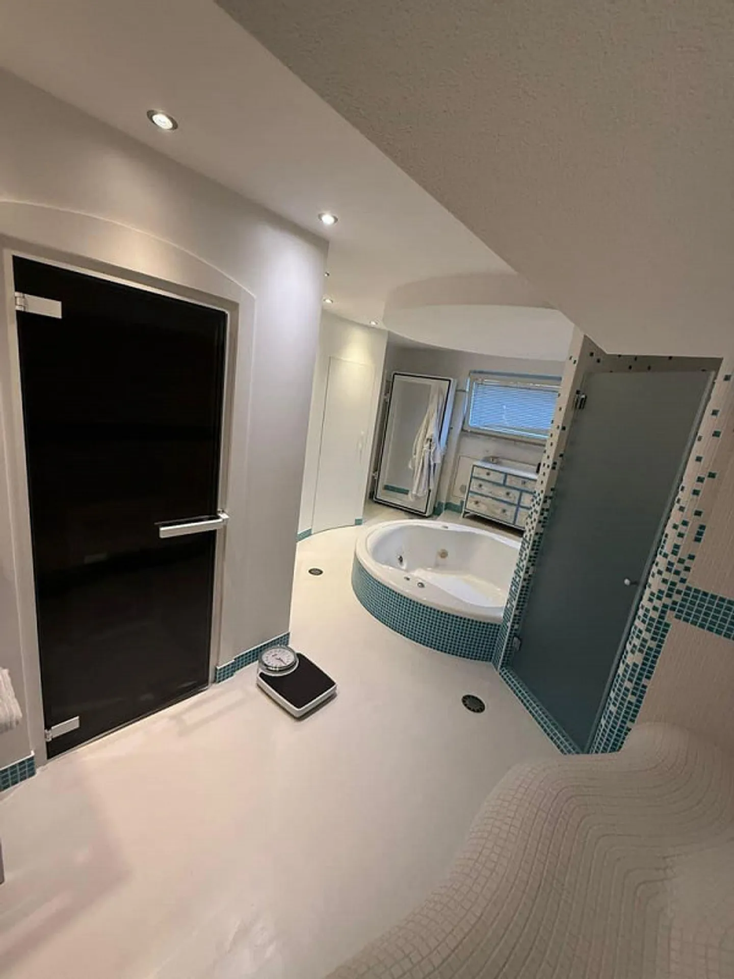 Villa exclusive avec piscine à quelques minutes de la ville - Photo 12 sur 13