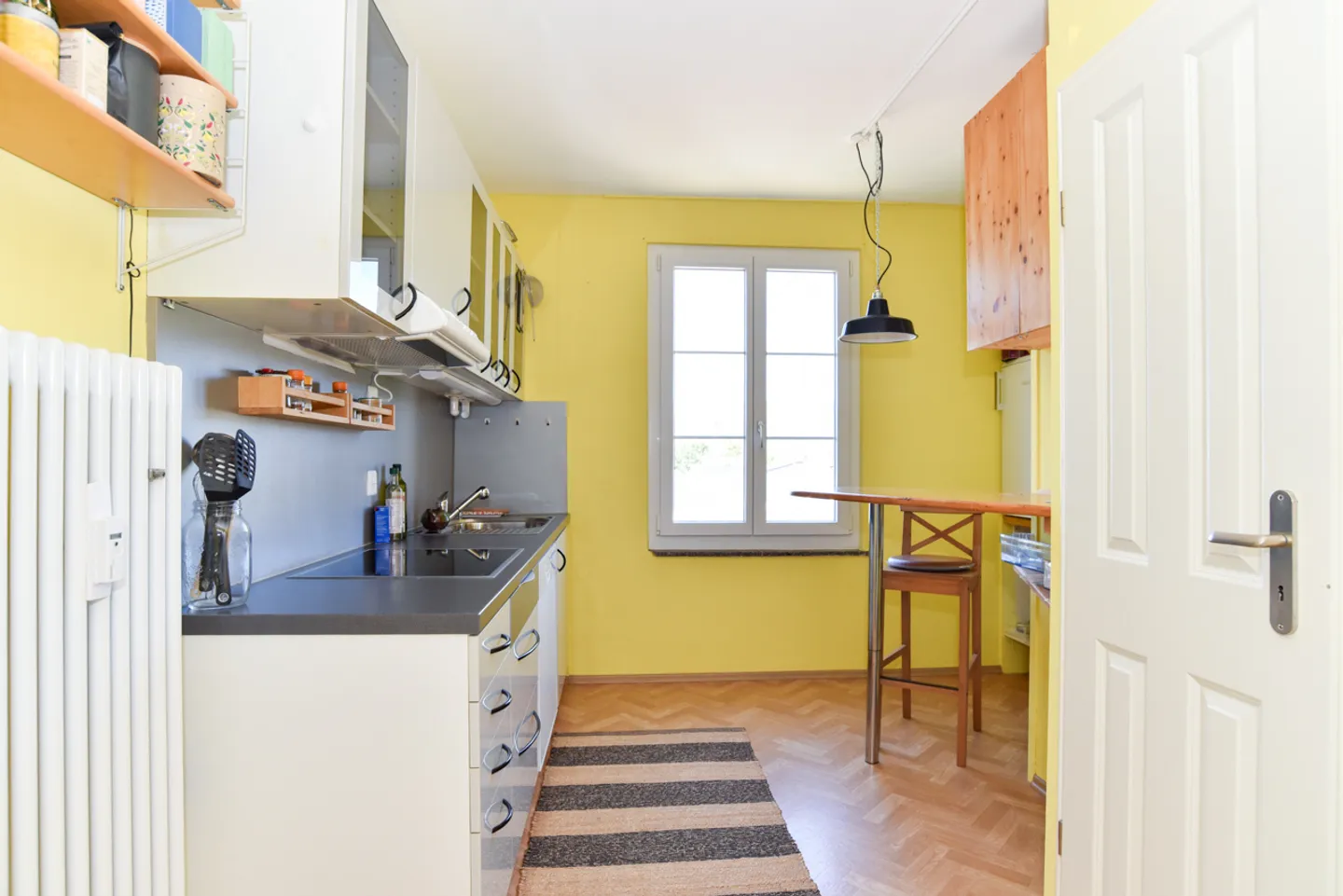 Charming 3-Room Apartment - Photo 4 of 11