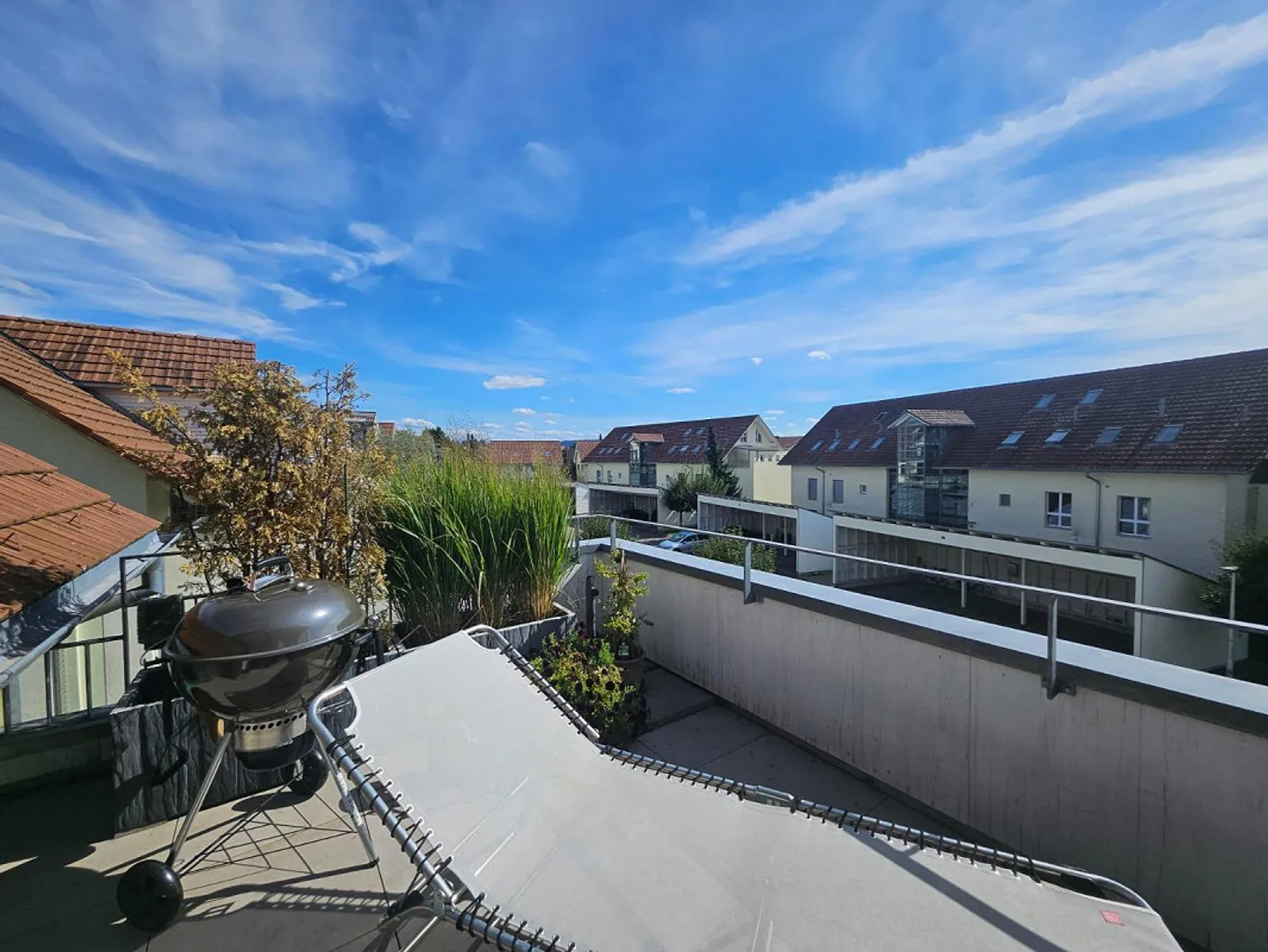 Charming 4.5-Room Maisonette Apartment in Kirchberg - Photo 10 of 25