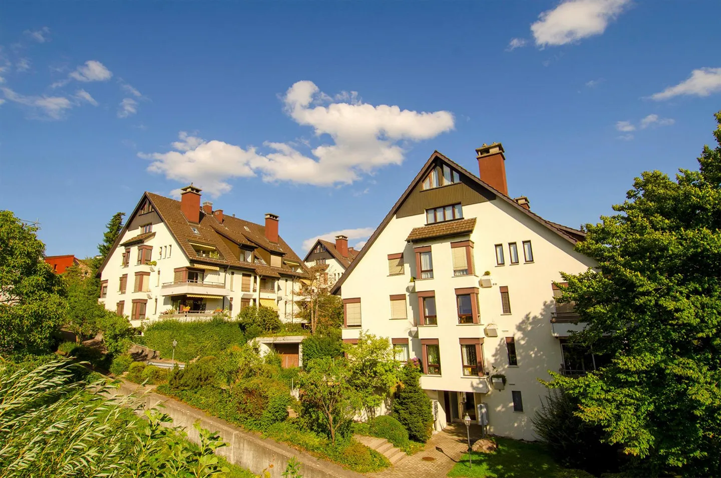 A lot of living comfort in a family-friendly environment - Photo 1 of 11