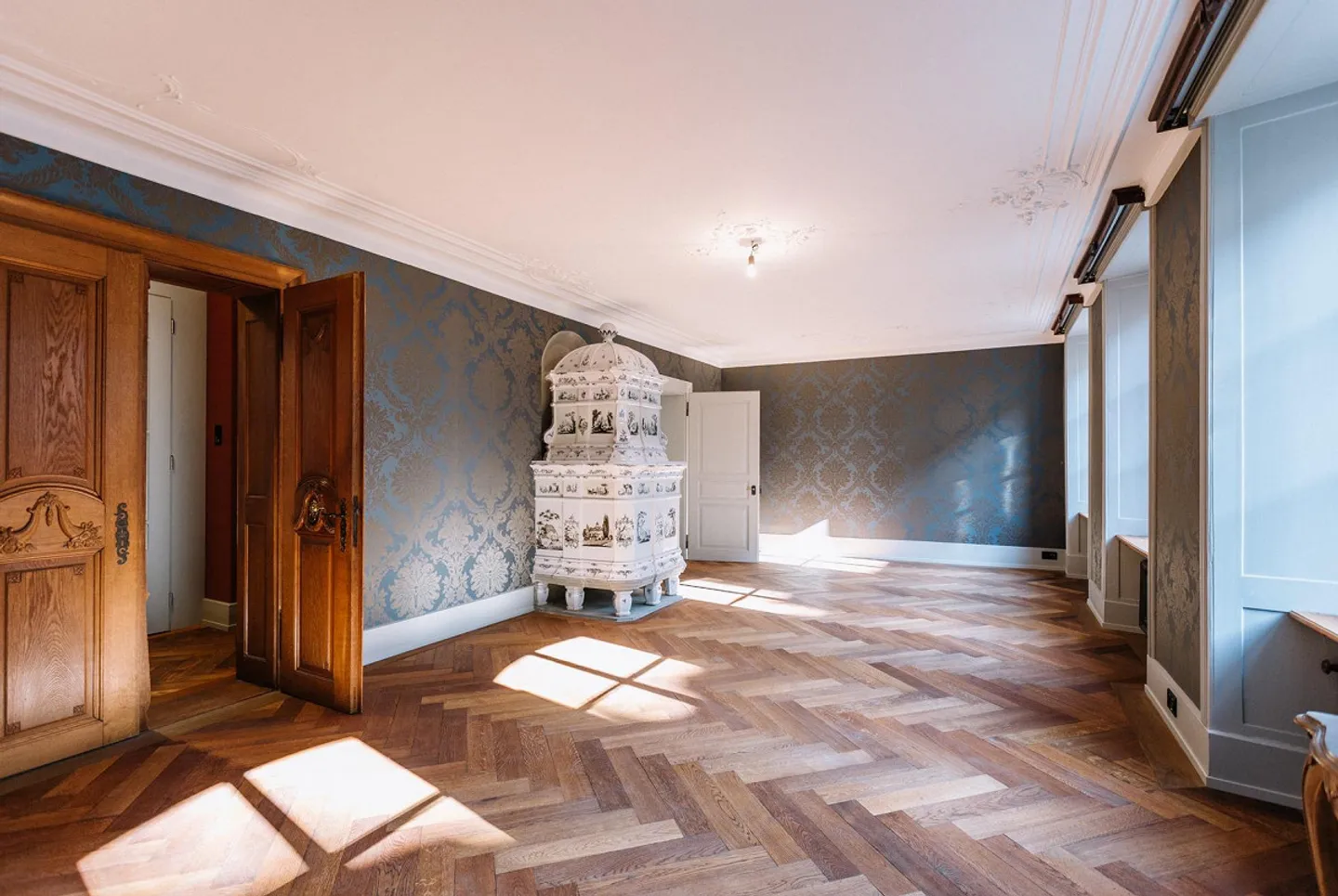 High-quality jewel in the heart of Lucerne - Photo 1 of 11