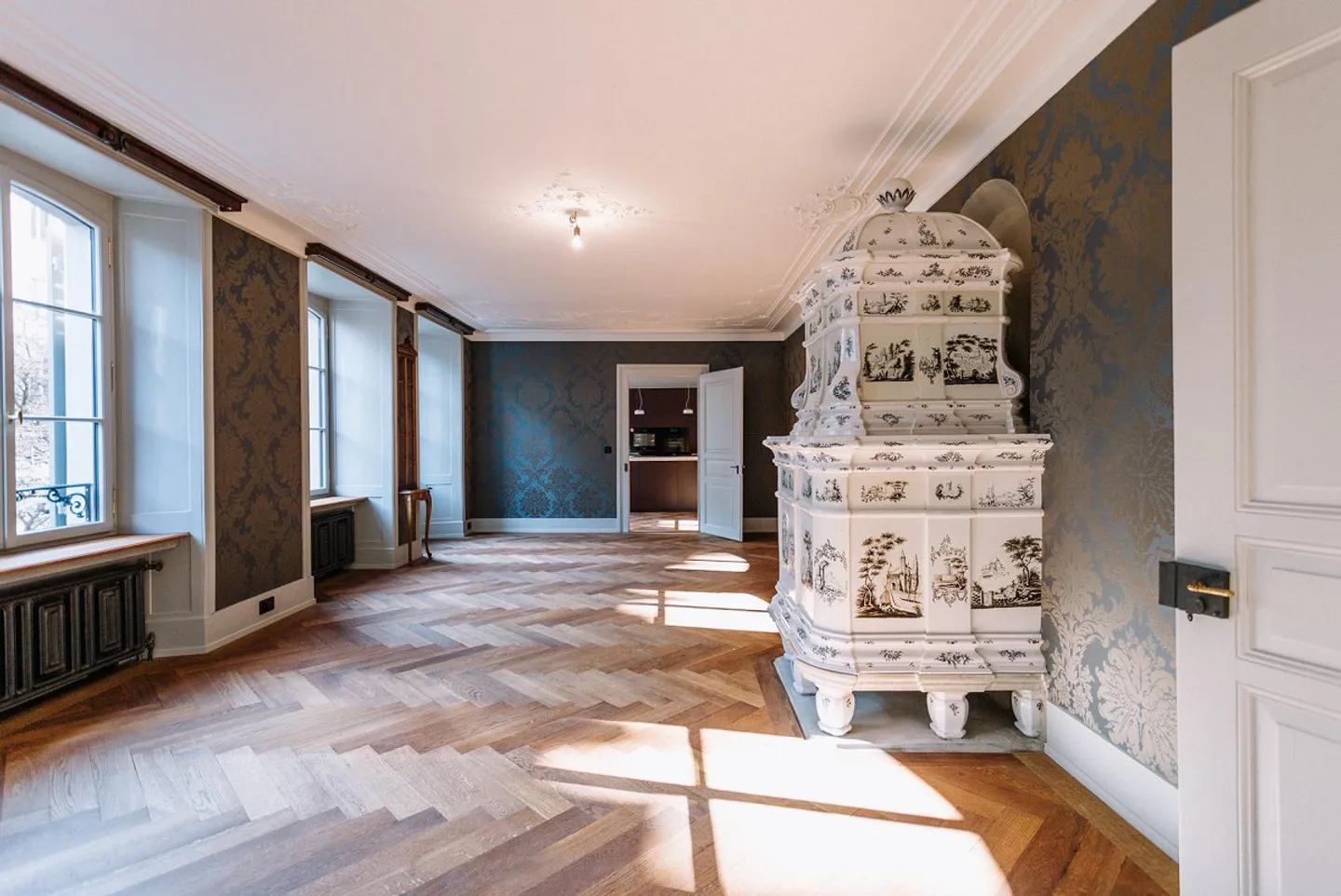 High-quality jewel in the heart of Lucerne - Photo 2 of 11