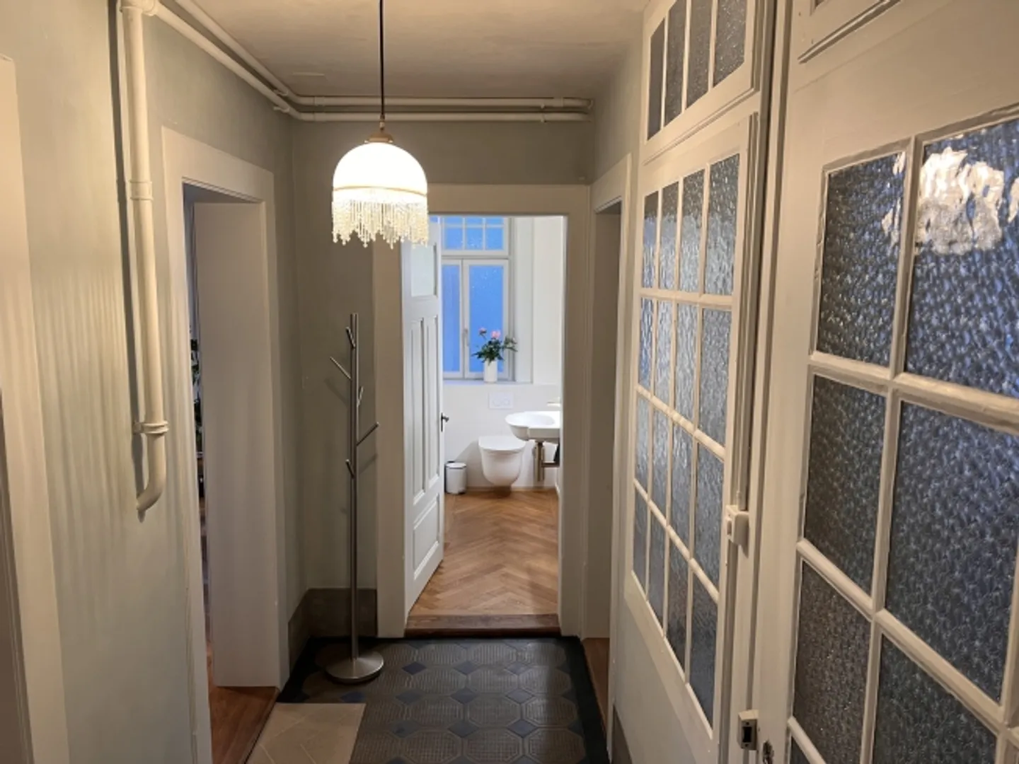 «APPARTEMENT 3½ PIÈCES À THUN (BE), MEUBLÉ, TEMPORAIRE» - Photo 4 sur 8