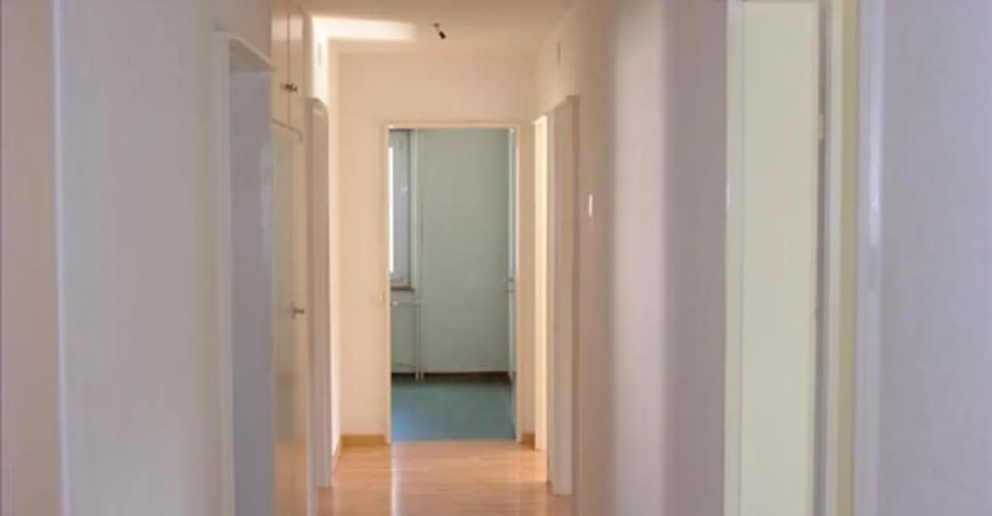 Quartiere residenziale adatto ai bambini - Foto 10 di 12