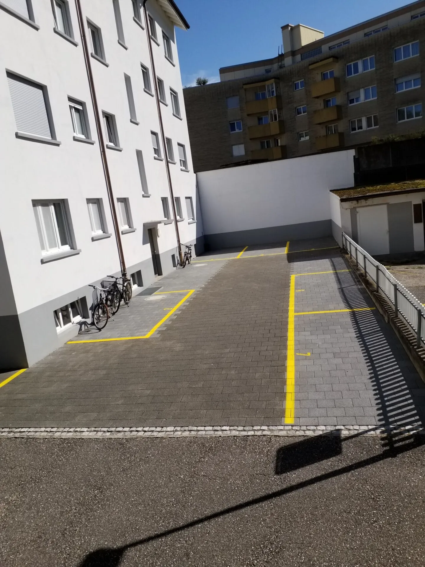 Parcheggio esterno in affitto - Foto 1 di 2