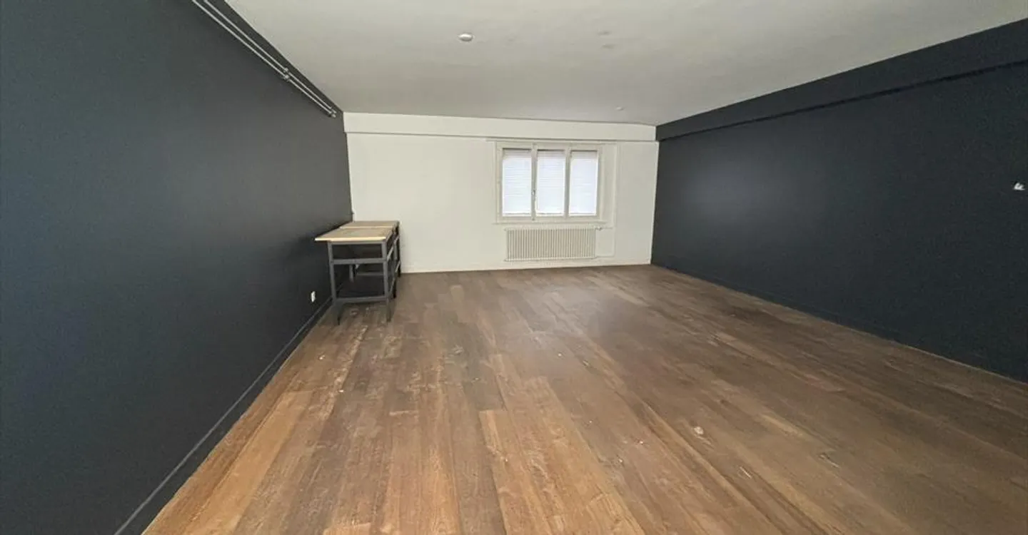 Commercial space - office 121 m2 on one level - Photo 3 of 5