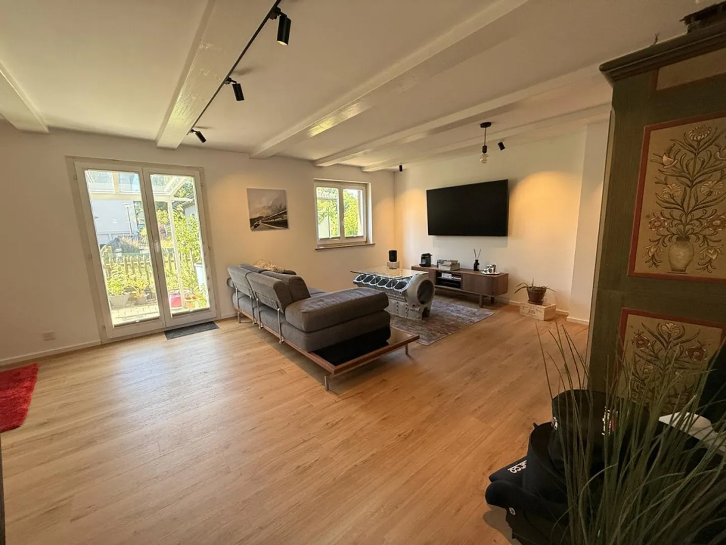 Casa unifamiliare di 2,5 stanze con appartamento di 2 stanze a Flurlin... - Foto 16 di 23