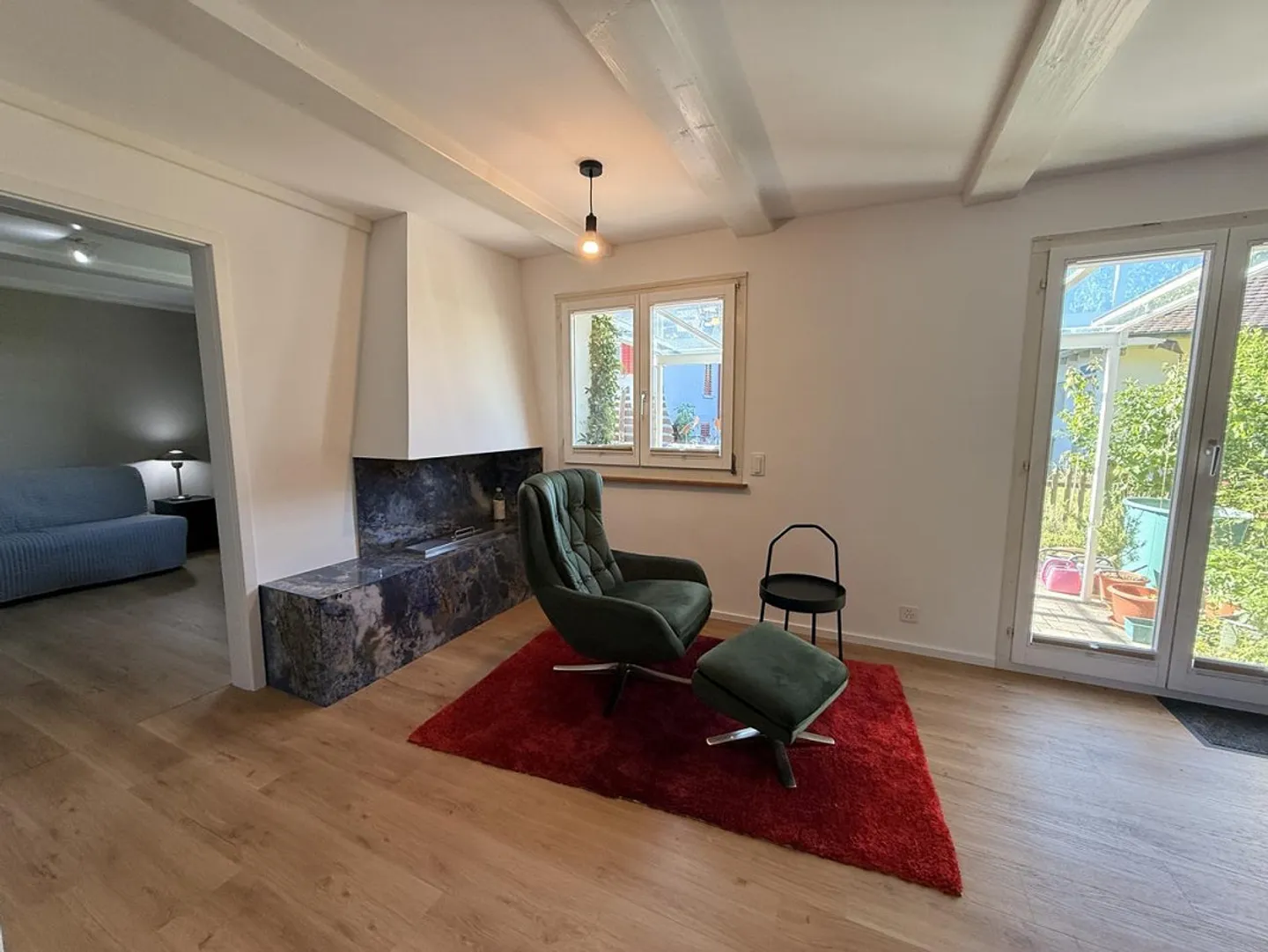 Casa unifamiliare di 2,5 stanze con appartamento di 2 stanze a Flurlin... - Foto 17 di 23