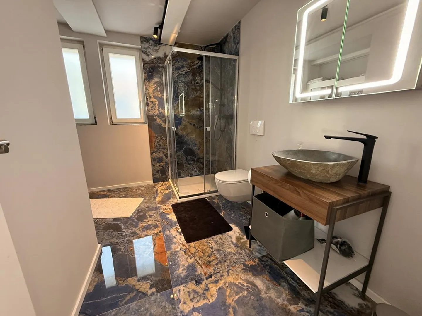 Casa unifamiliare di 2,5 stanze con appartamento di 2 stanze a Flurlin... - Foto 19 di 23