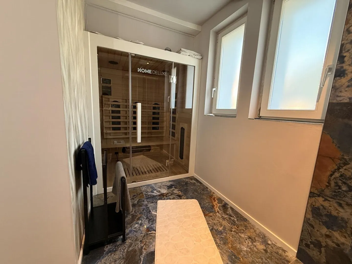 Casa unifamiliare di 2,5 stanze con appartamento di 2 stanze a Flurlin... - Foto 20 di 23