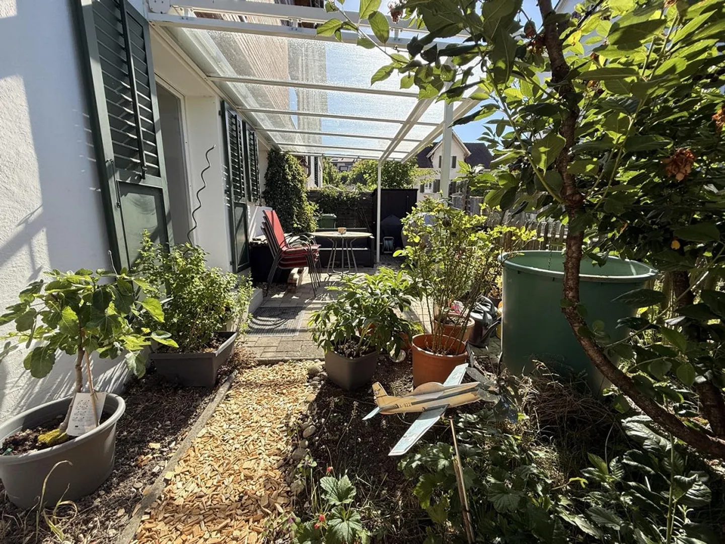 Casa unifamiliare di 2,5 stanze con appartamento di 2 stanze a Flurlin... - Foto 23 di 23