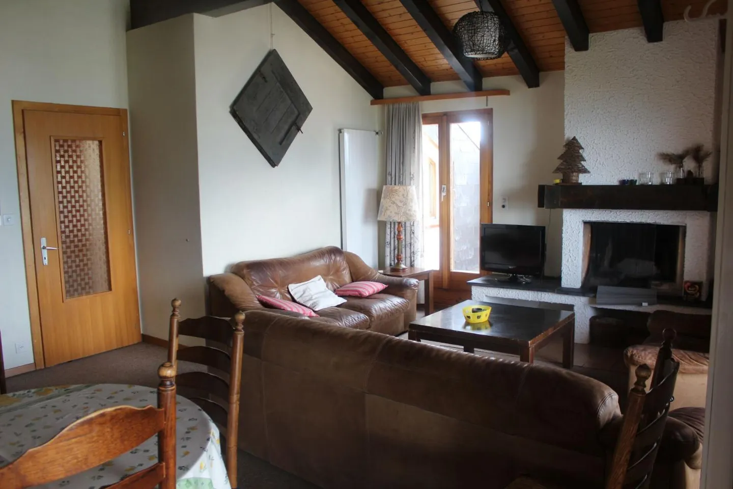 Attic apartment opposite the cable car; RAR! - Photo 5 of 9