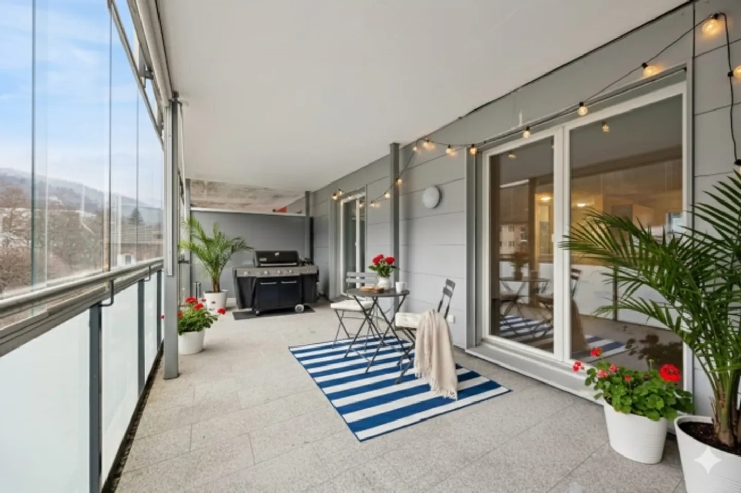 Luminoso appartamento di 2,5 stanze con grande terrazza! - Foto 6 di 13