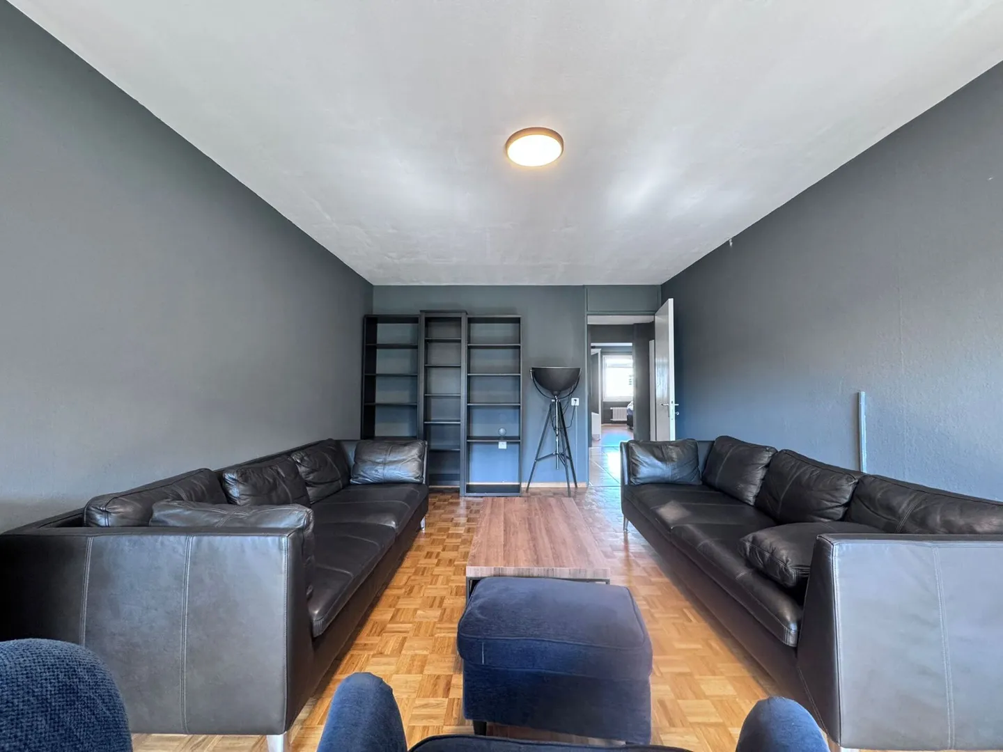 3.5-Zimmer-Wohnung in Therwil an ruhiger Lage mit Garagenbox und eigenem Waschraum - Foto 8 von 10