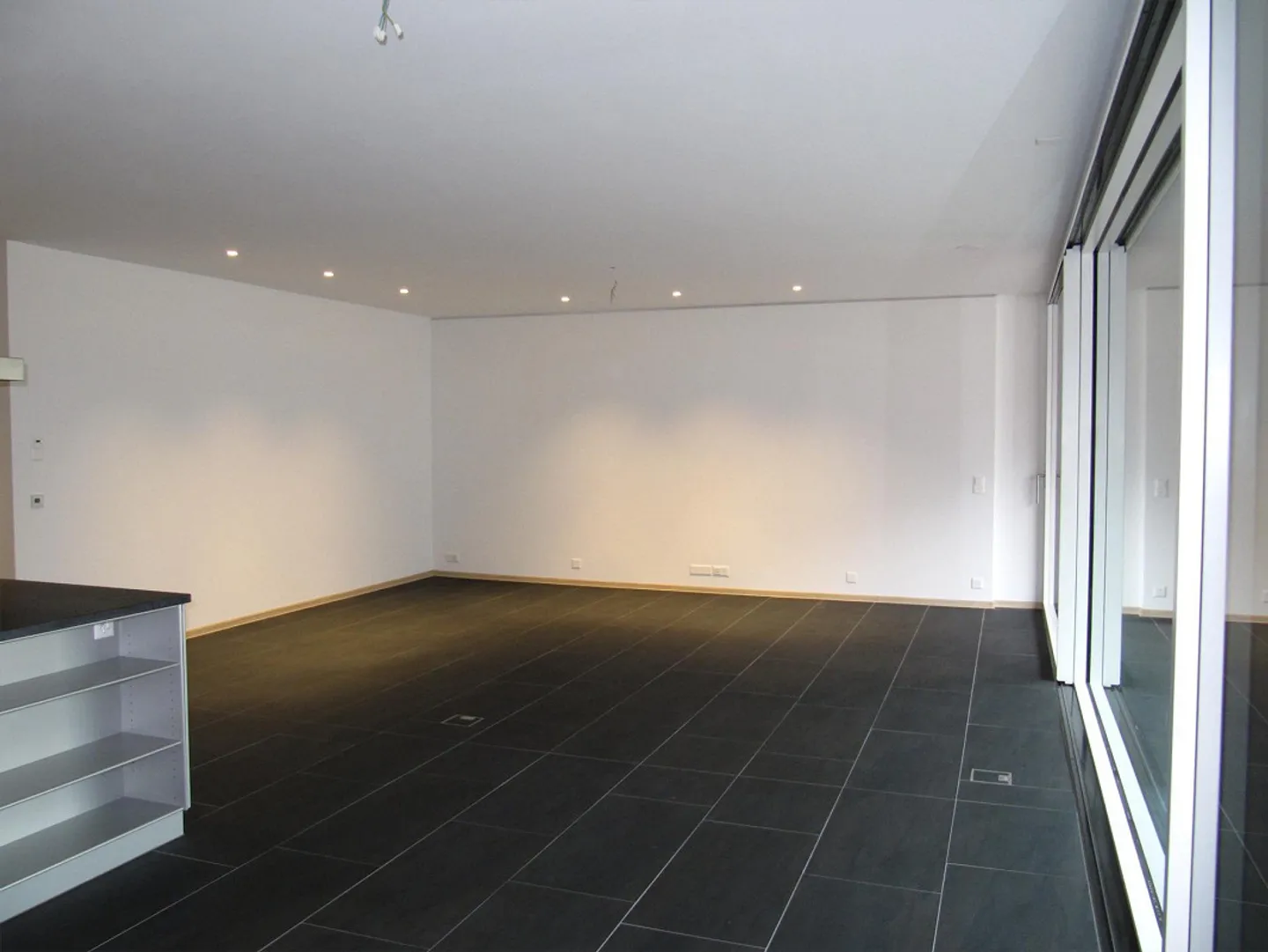 Geräumige 4,5-Zimmer-Wohnung in Zug – Modernes Wohnen mit Minergie-Standard - Foto 2 von 16
